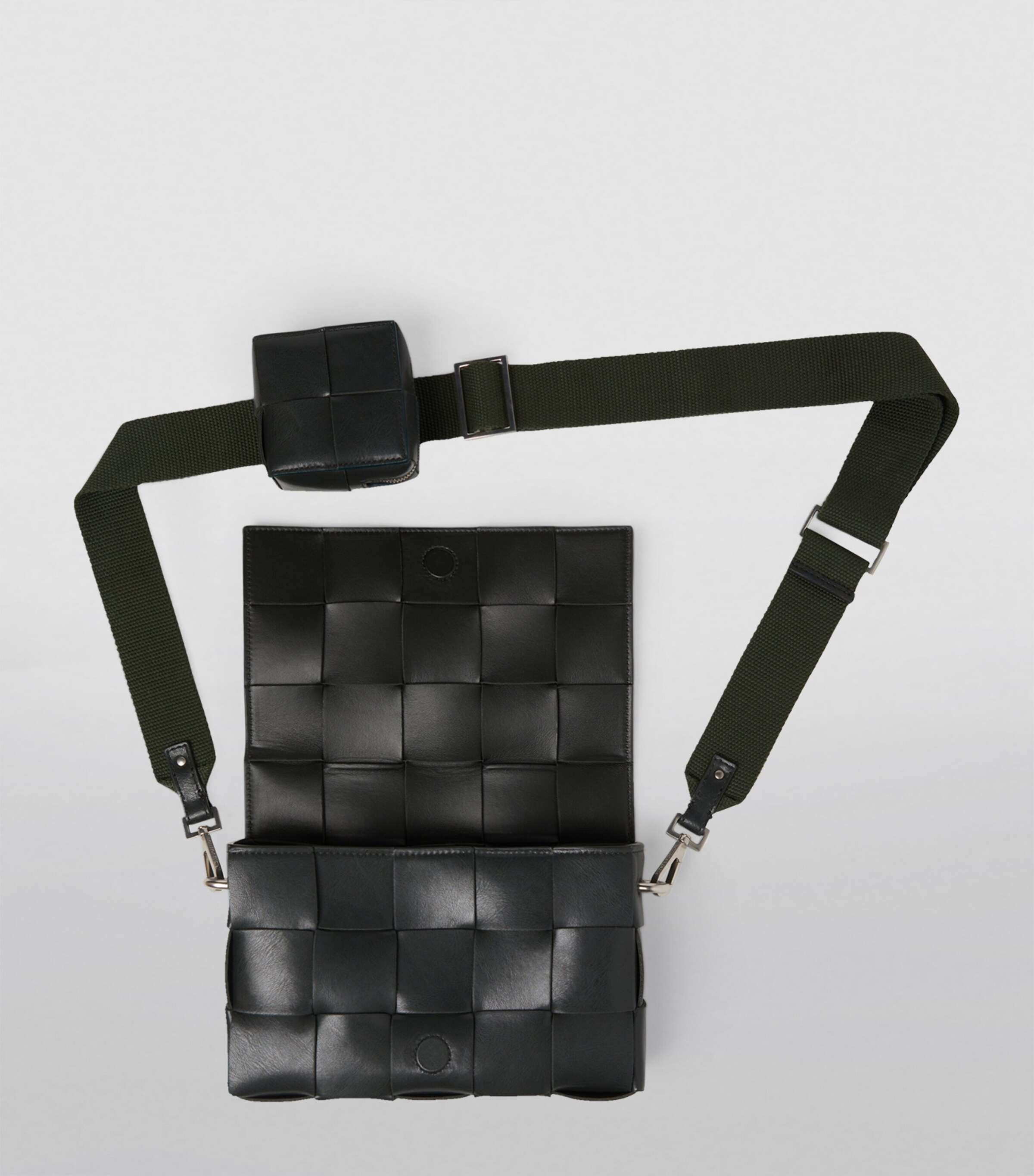 Bottega Veneta Leather Cassette Cross-Body Bag Dark Green Silver Image 2