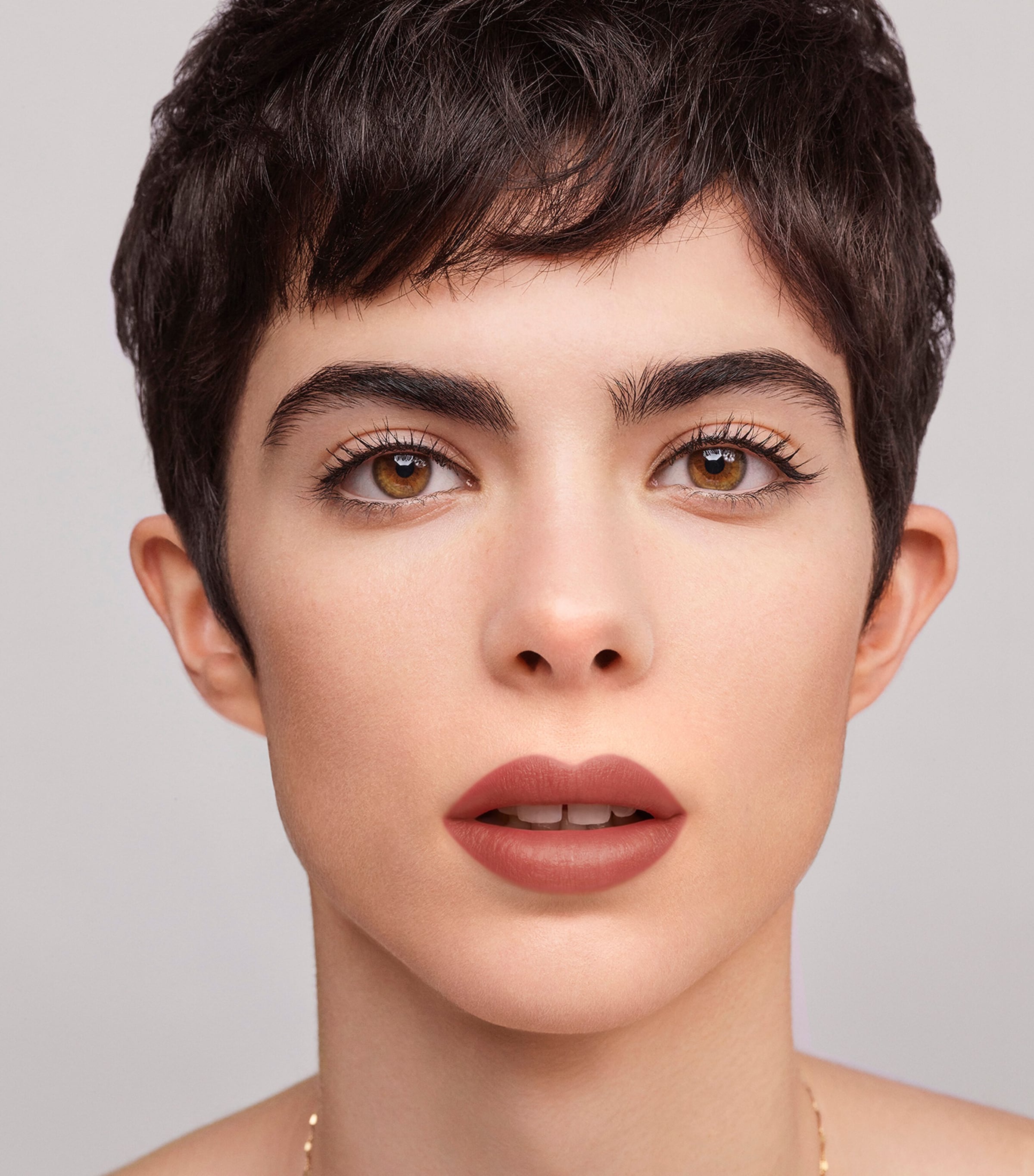 Nude Couture Blur Matte Lipstick Refill NUDE 741 Image 4