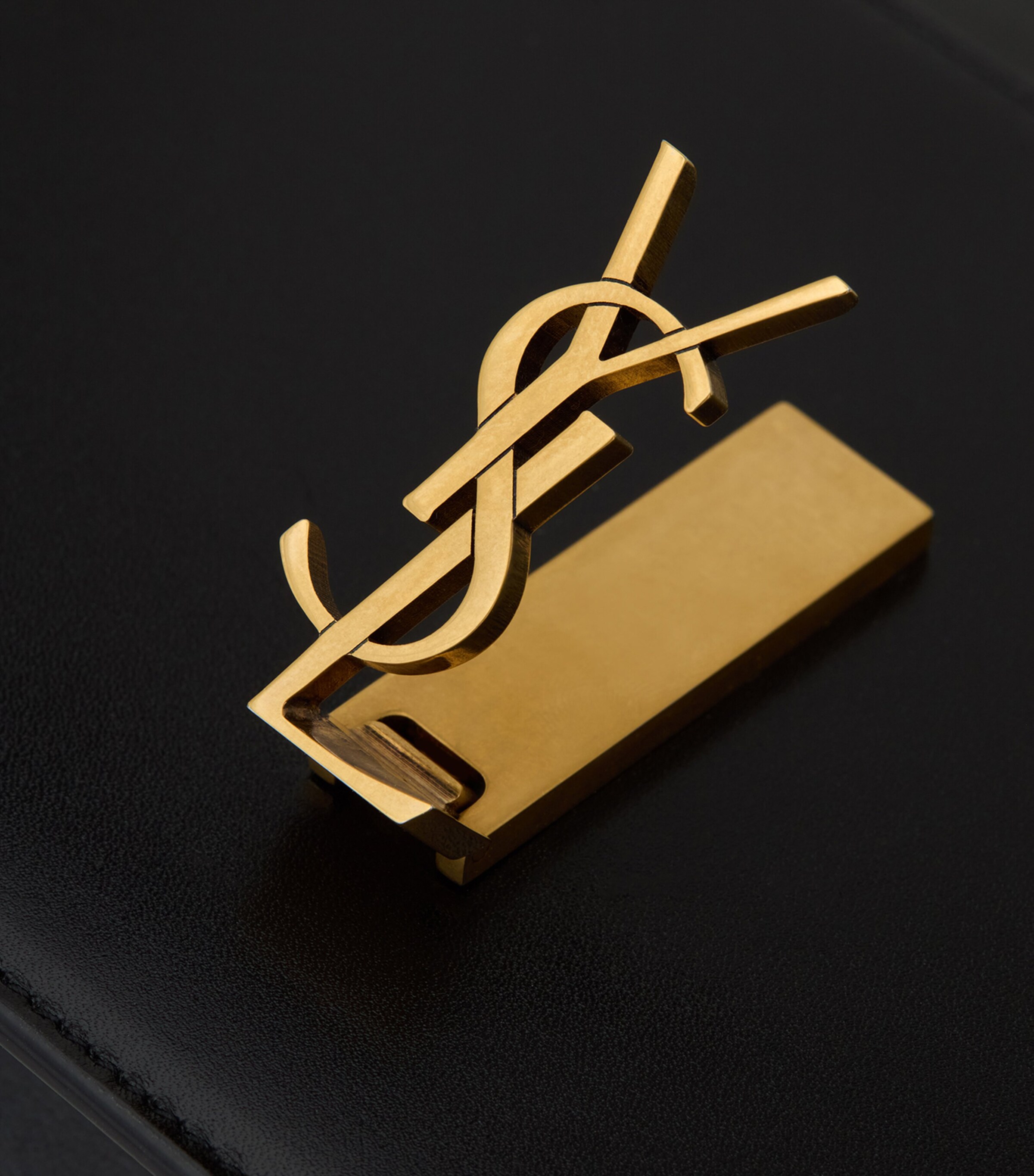 Mini Leather Envelope Clutch Bag 1000 Image 6