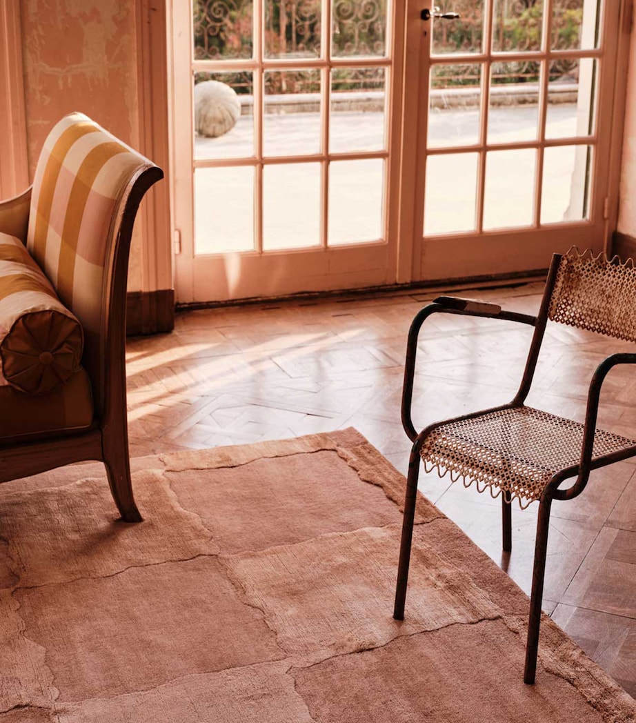 x Kelly Wearstler Arwen Warm Rug (1.83m x 2.74m) BROWN Image 4