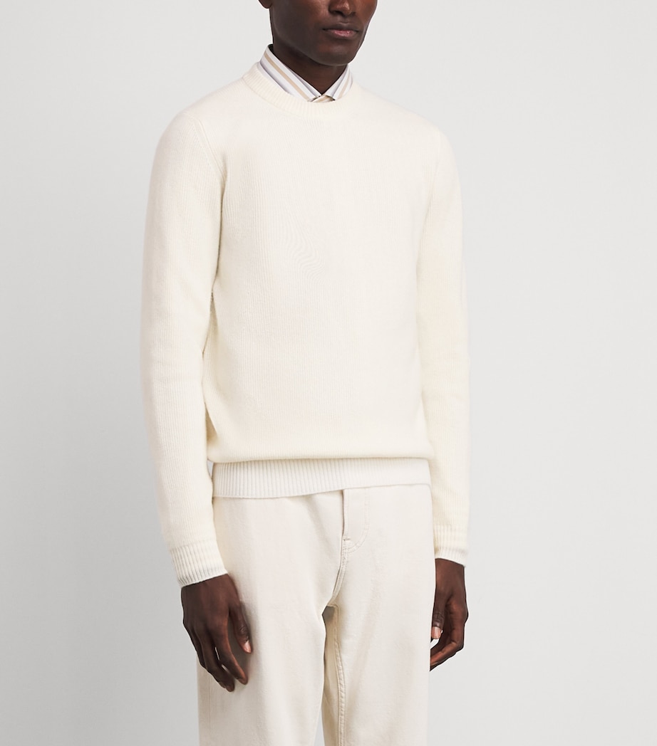 Fioroni Cashmere Mens Cashmere Crew-Neck Sweater Latte Image 4