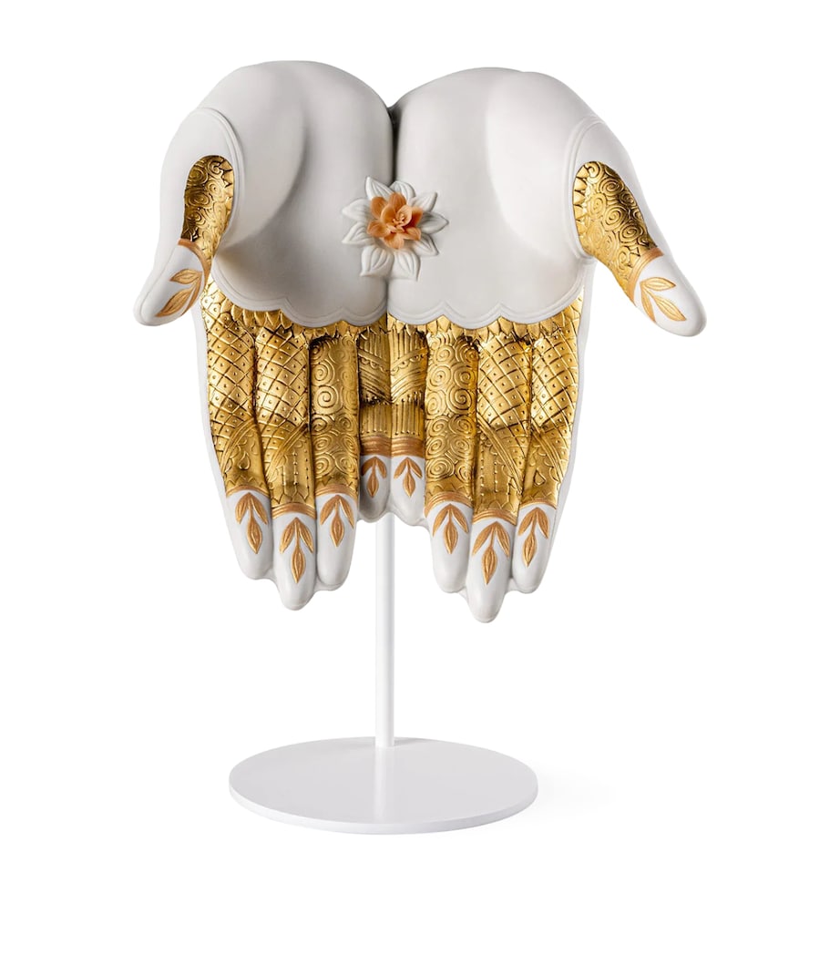 Porcelain Abundance Mudra (32cm) WHITE & BLUE Image 1