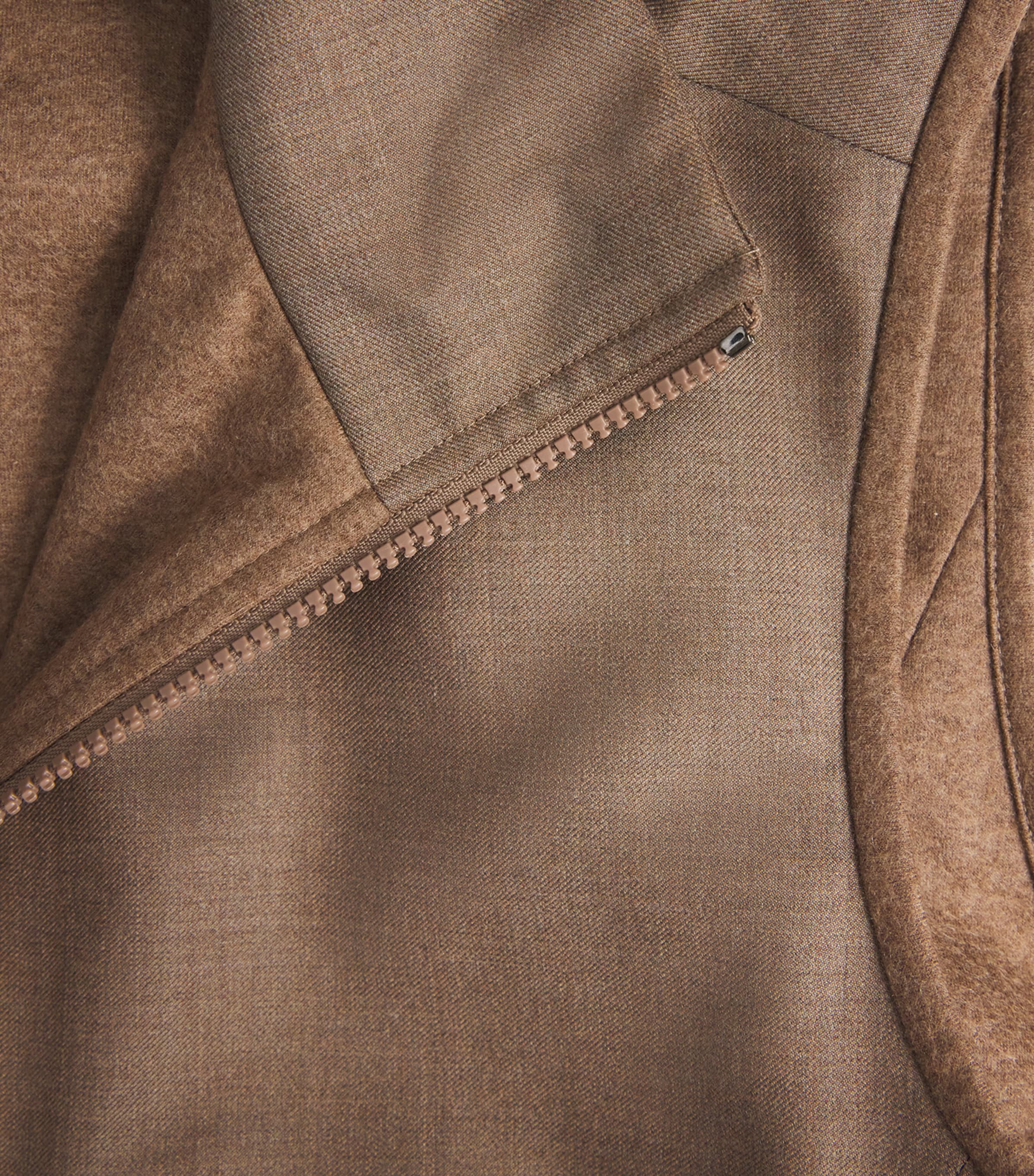 Sease Mens Virgin Wool-Cashmere Explorer Gilet Hazelnut Image 7