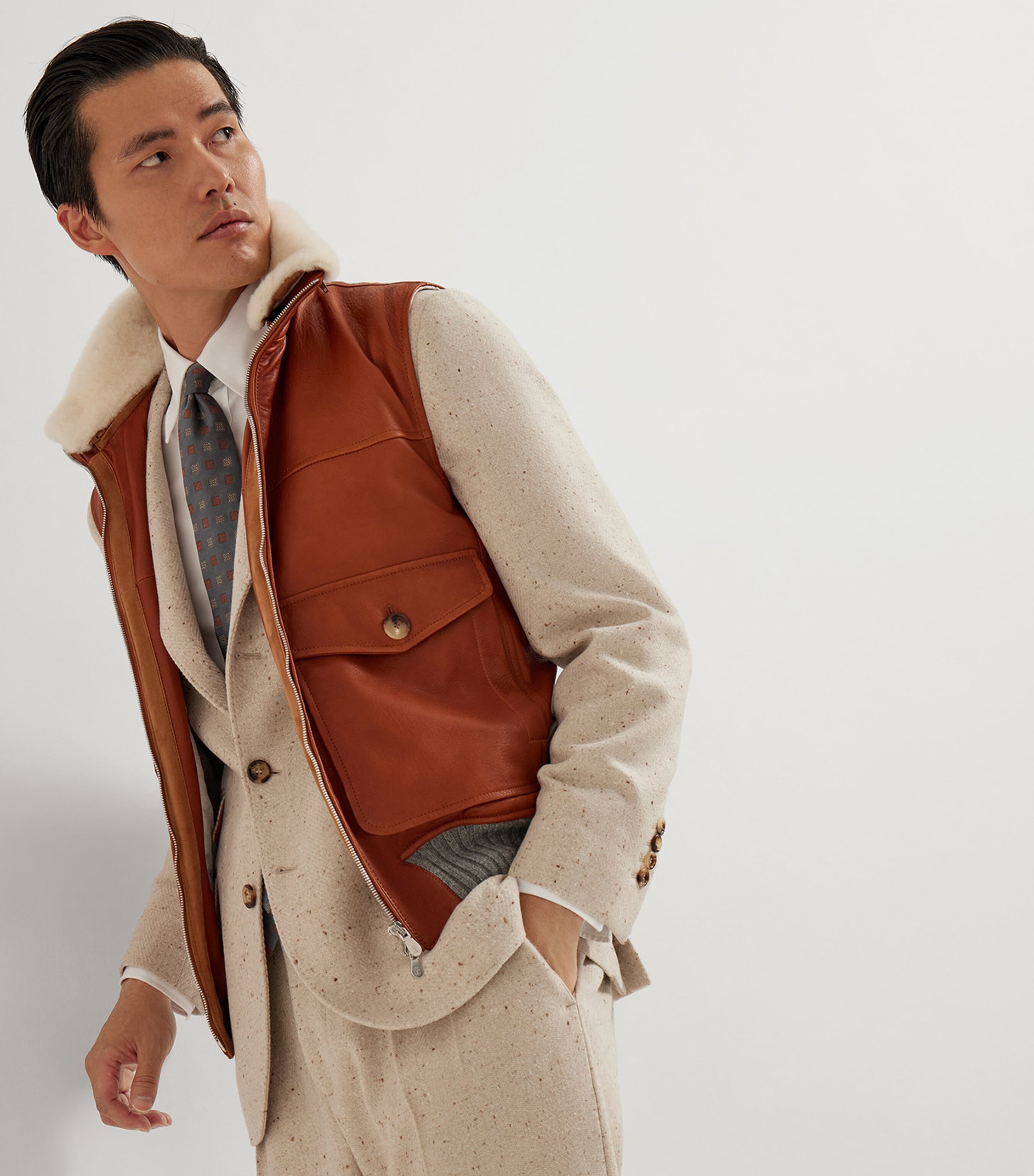 Leather Shearling-Trim Padded Gilet C4415 Image 3