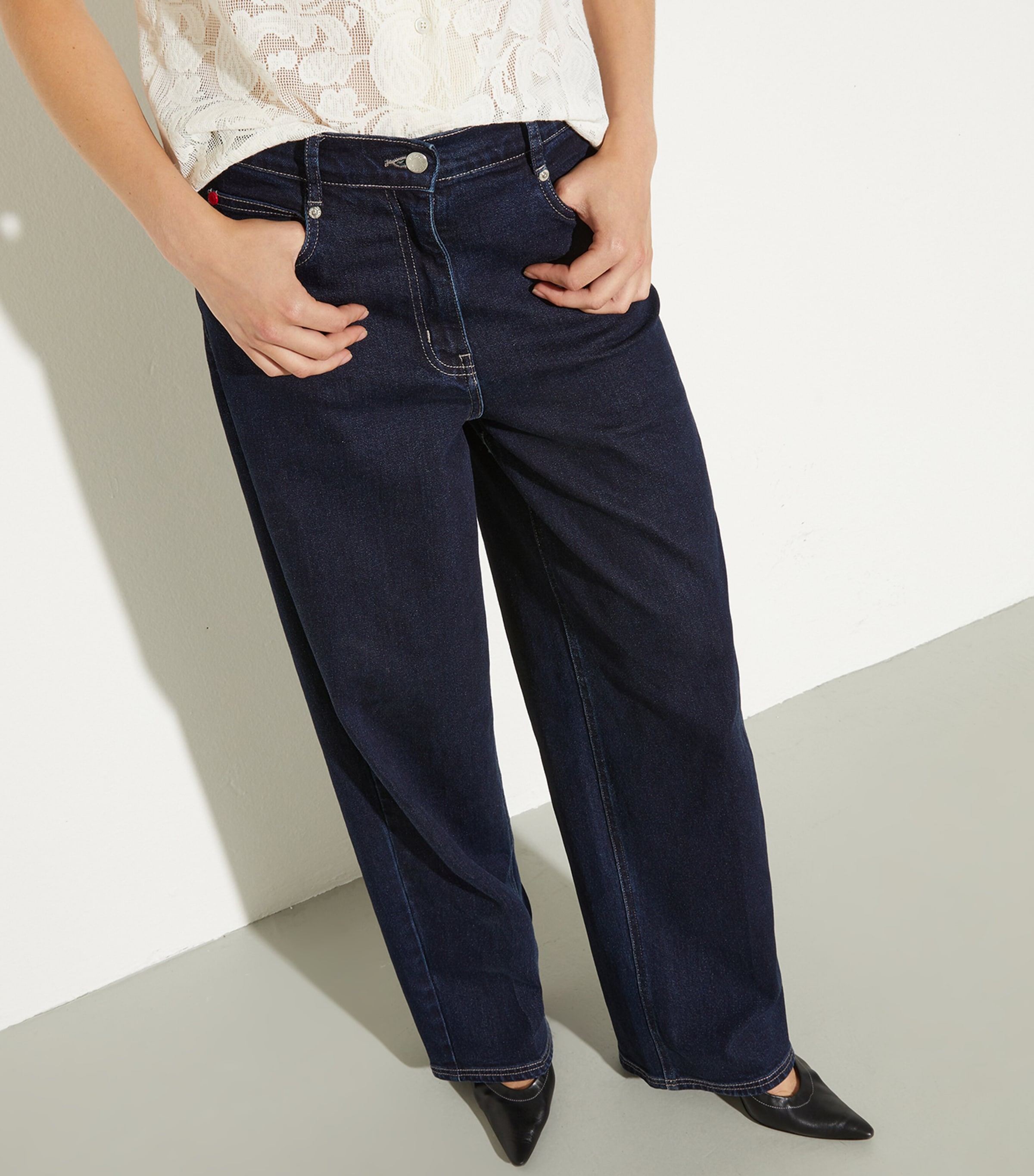 MAX&Co. Womens Straight Jeans Navy Image 2