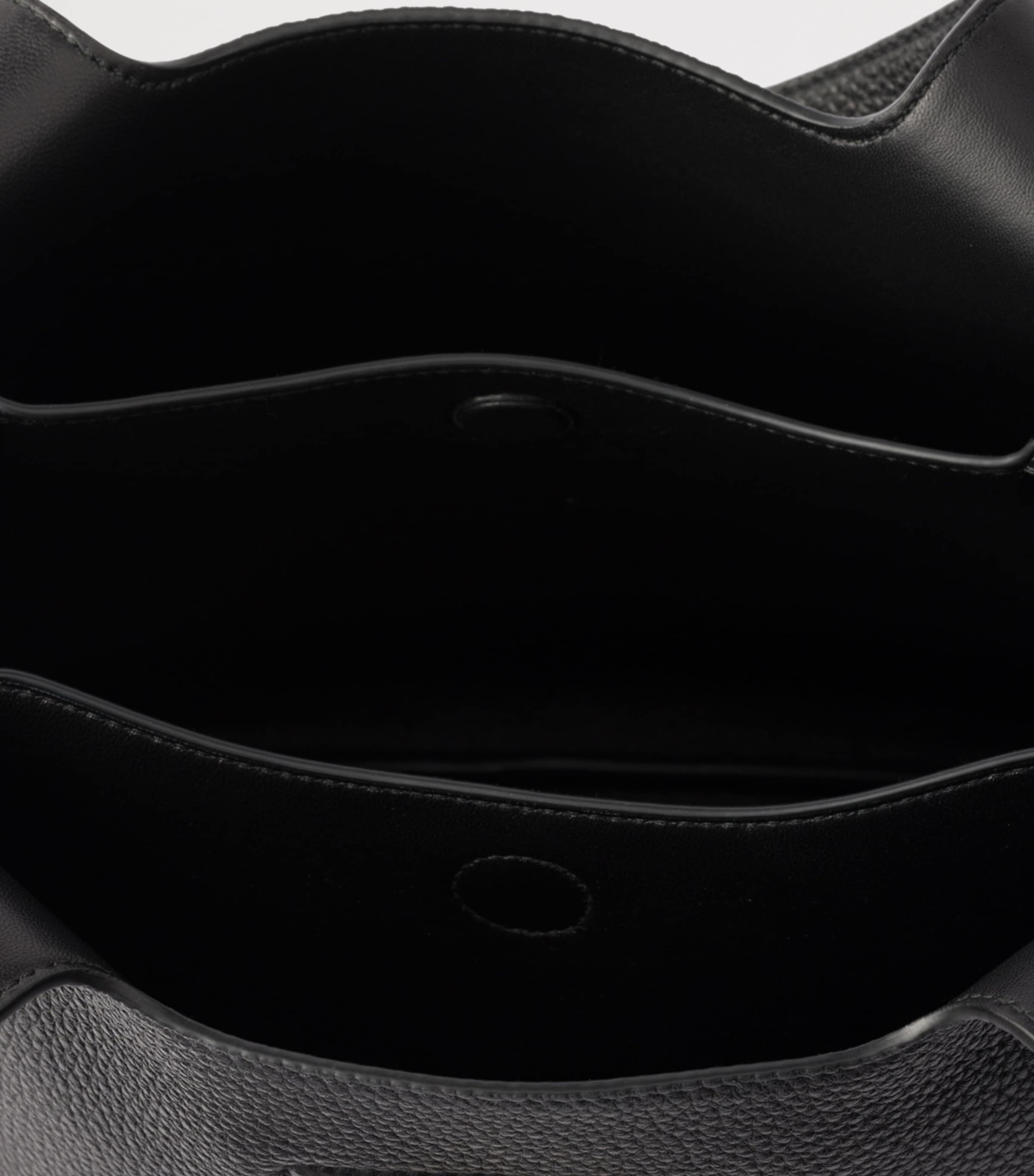 Small Leather Tote Bag F0632 Image 4