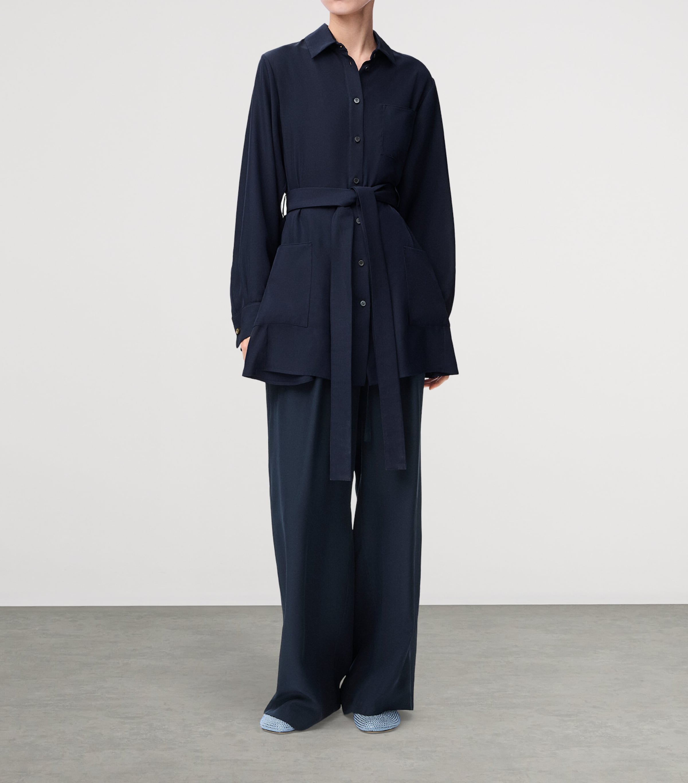 Silk Belted Longline Shirt NAVY BLUE Image 2