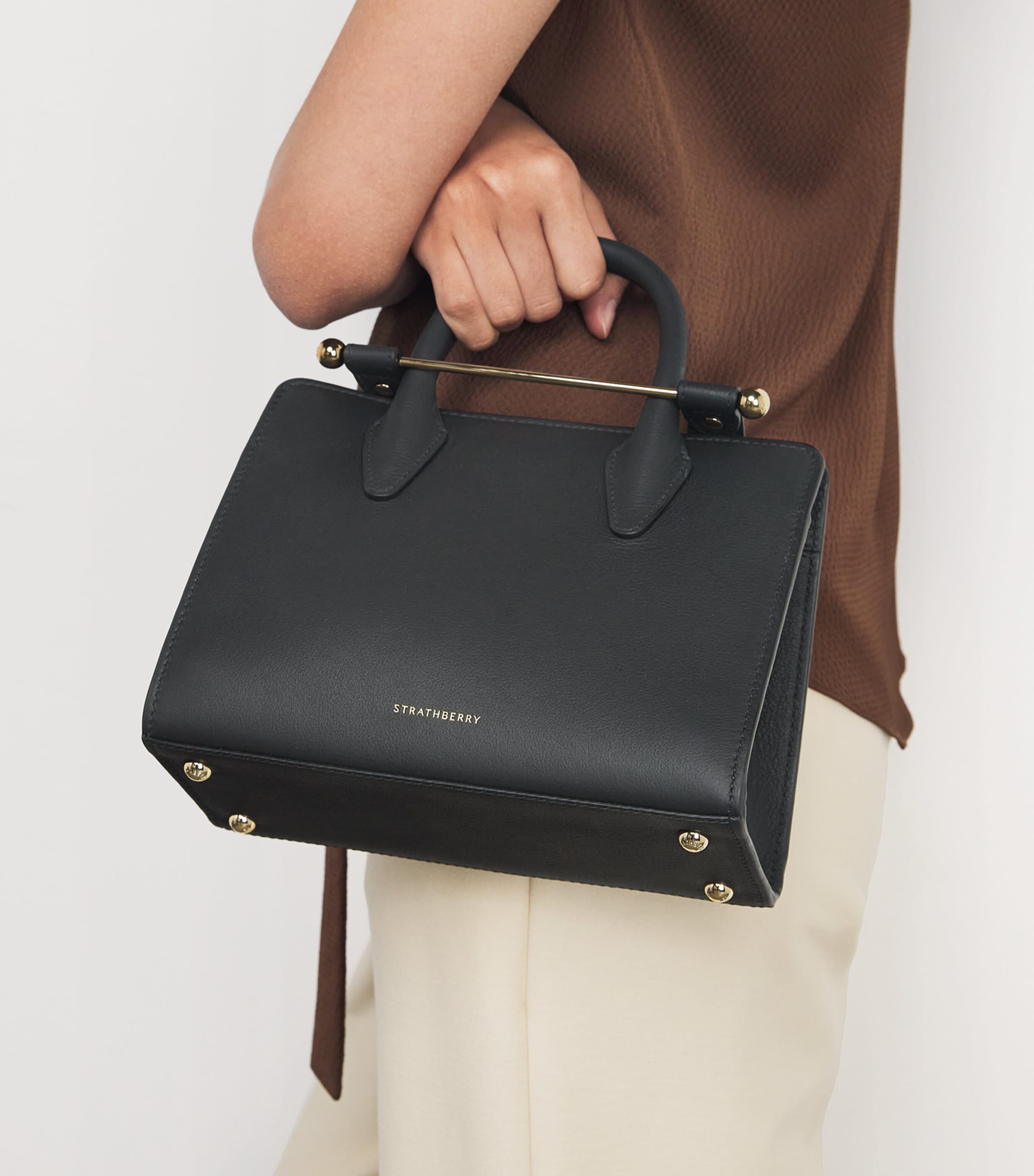 Outfit Strathberry Tote Strathberry Black Mini Leather Tote Bag