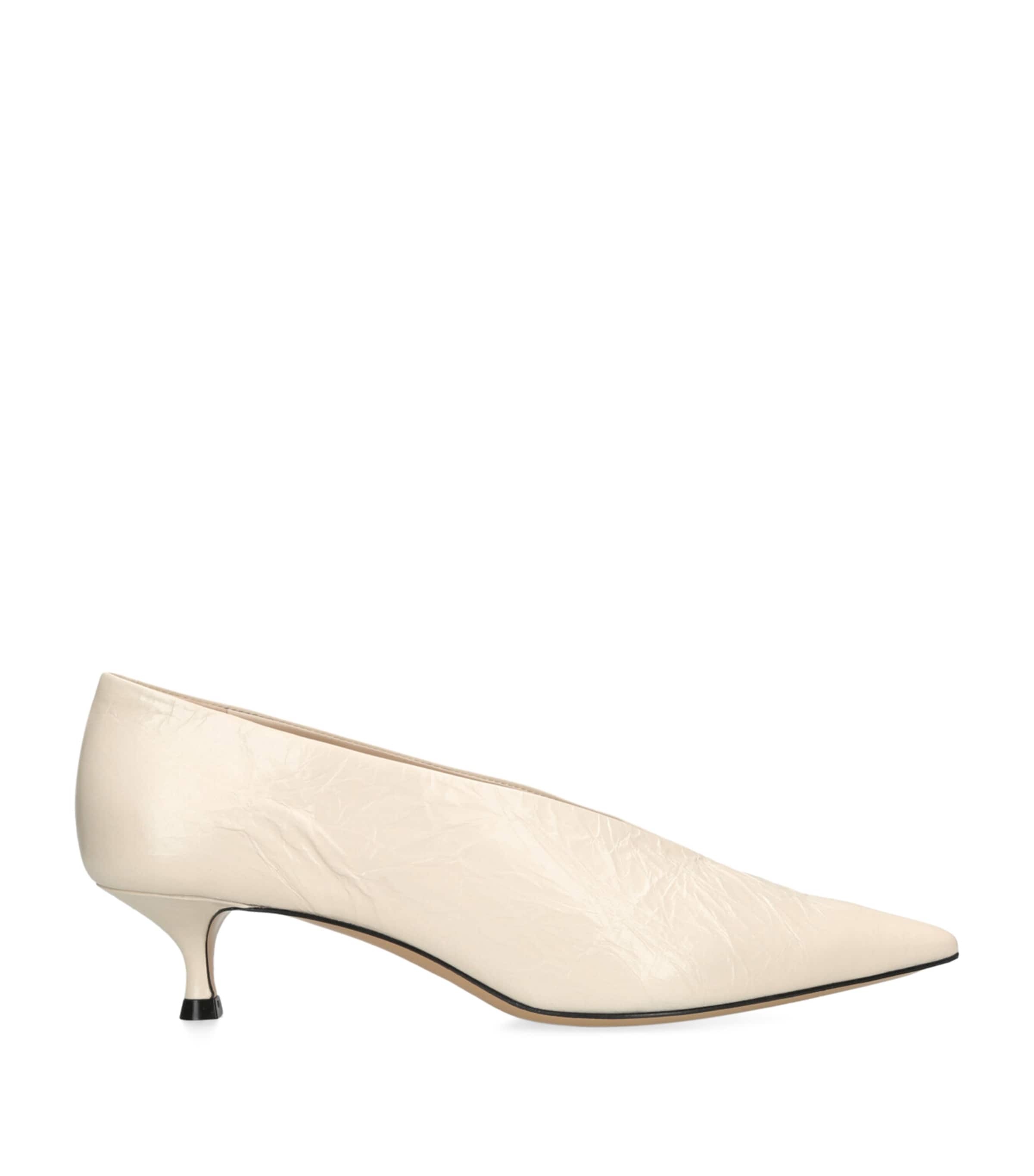 LE MONDE BERYL LEATHER BABOUCHE PUMPS 35 