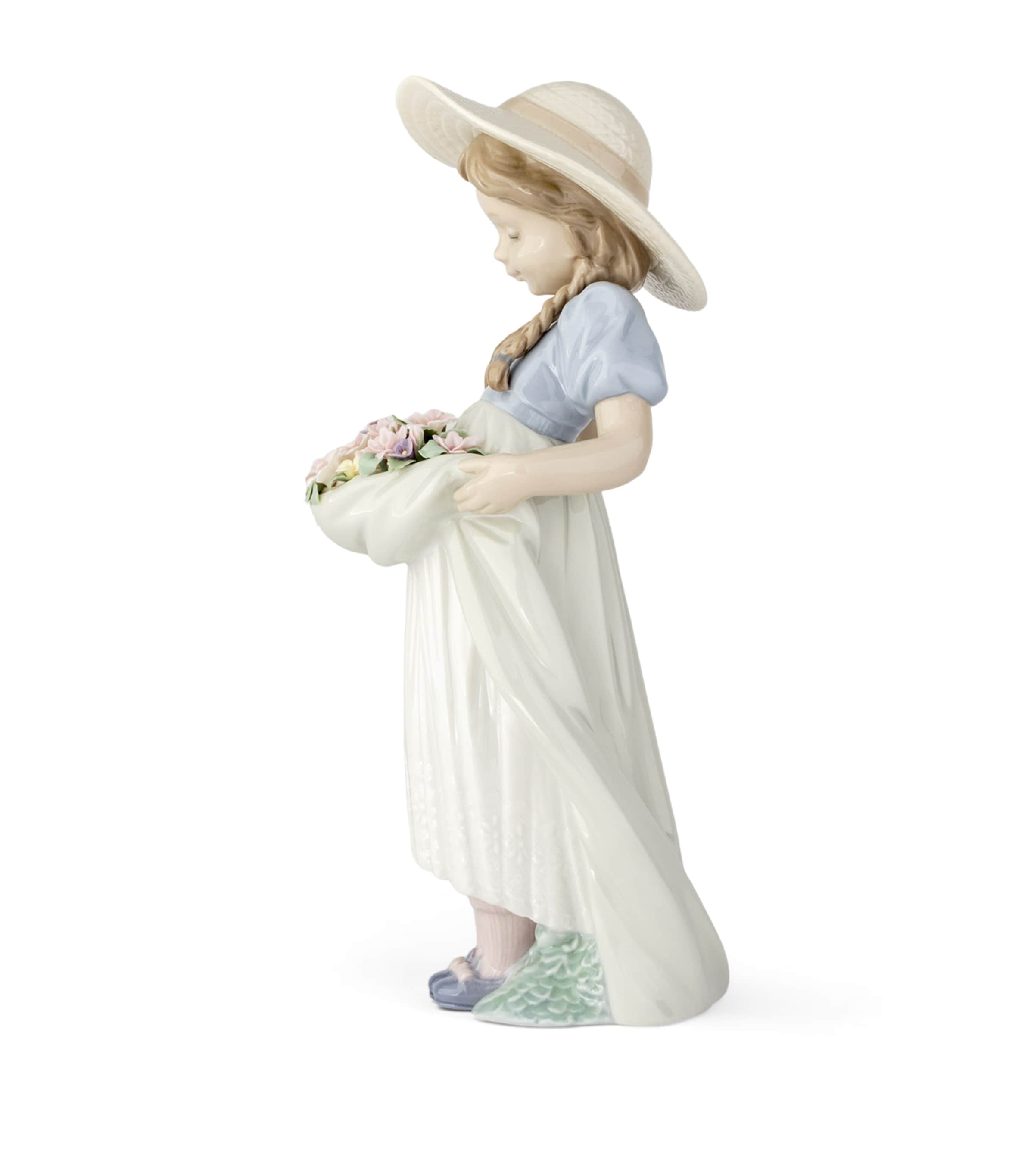 Lladró Bountiful Blossoms Figurine Image 5
