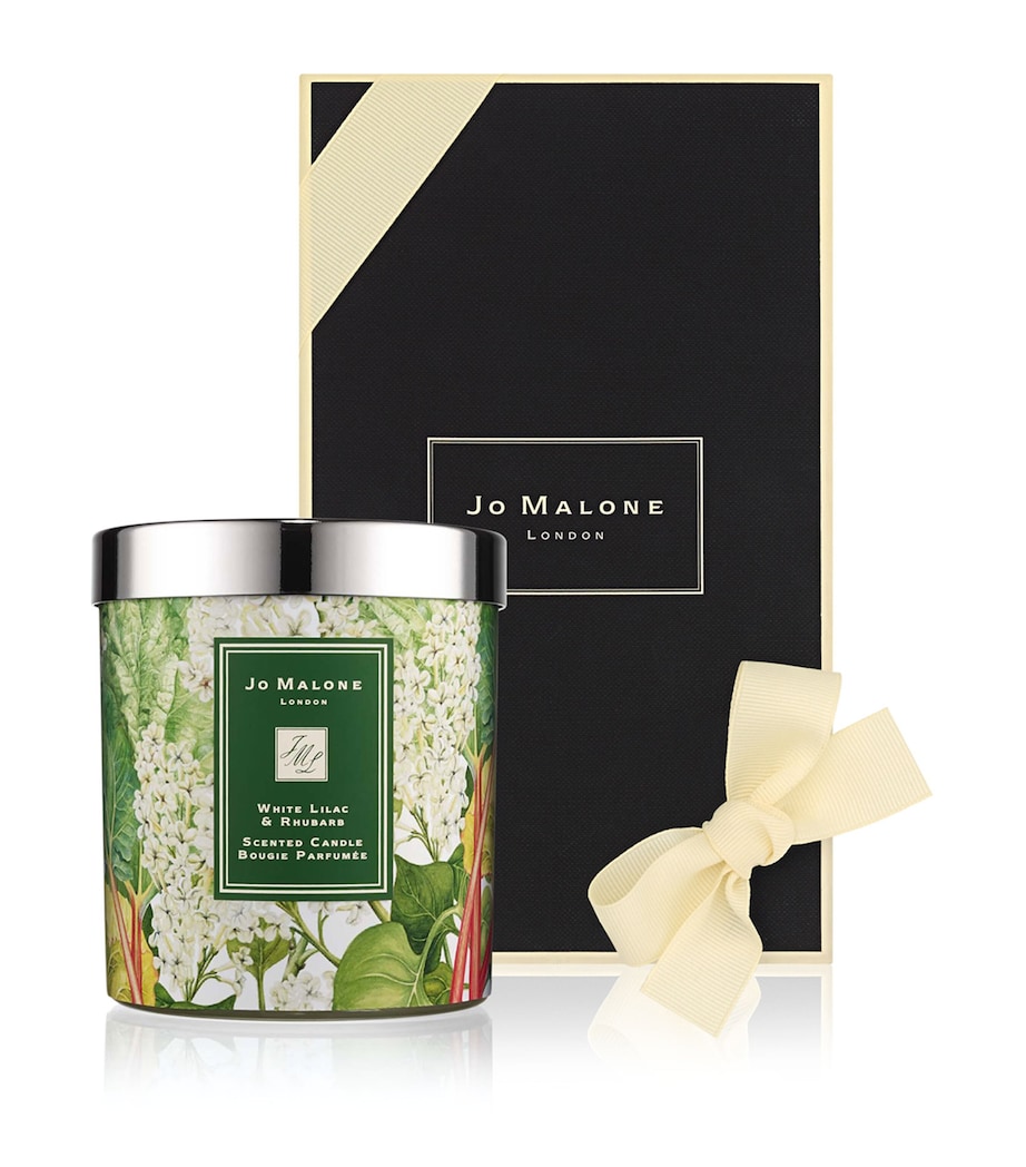 White Lilac & Rhubarb Charity Classic Candle (200g) NO COLOUR Image 5