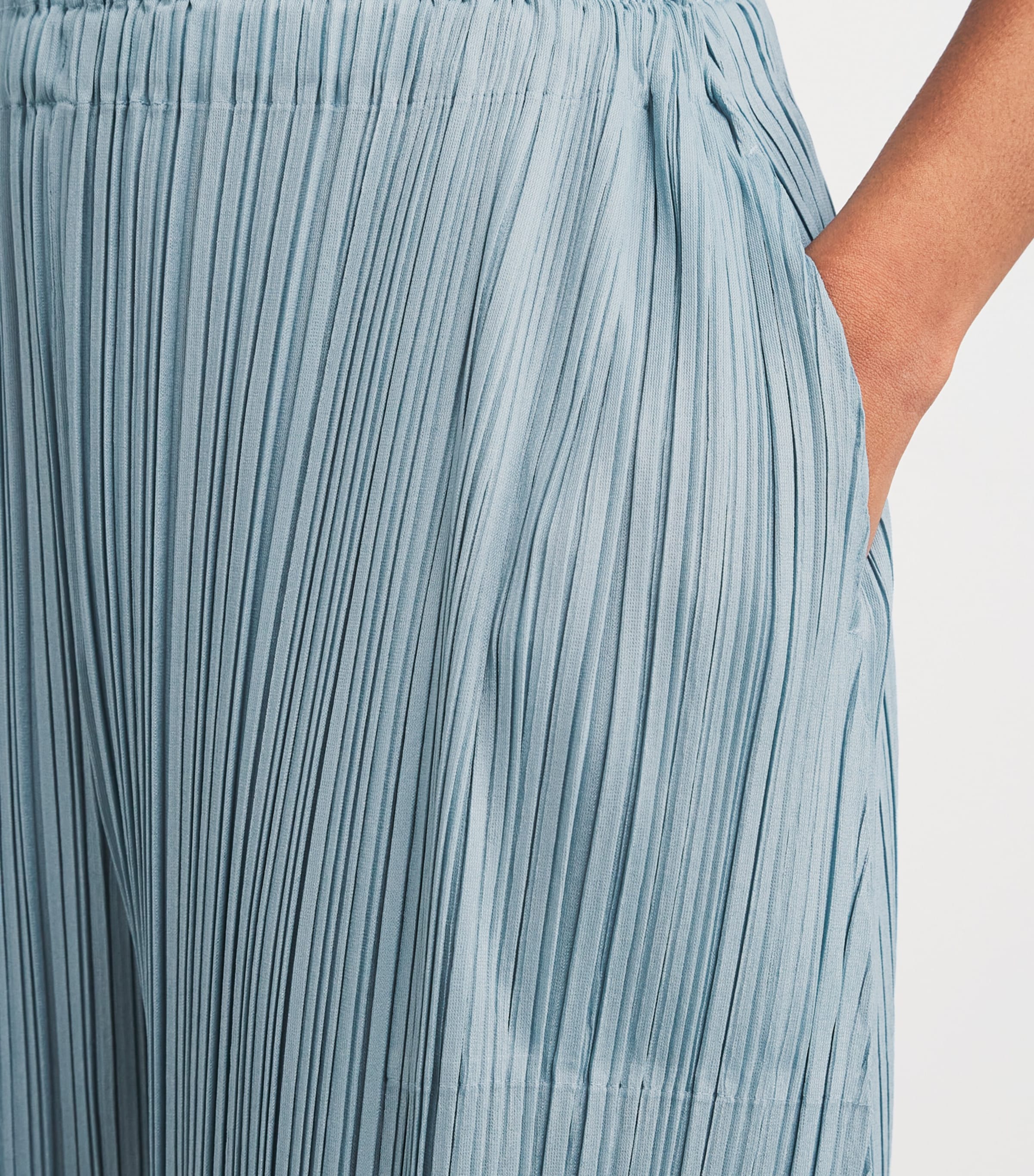 Mellow Pleats Trousers 13 Image 6