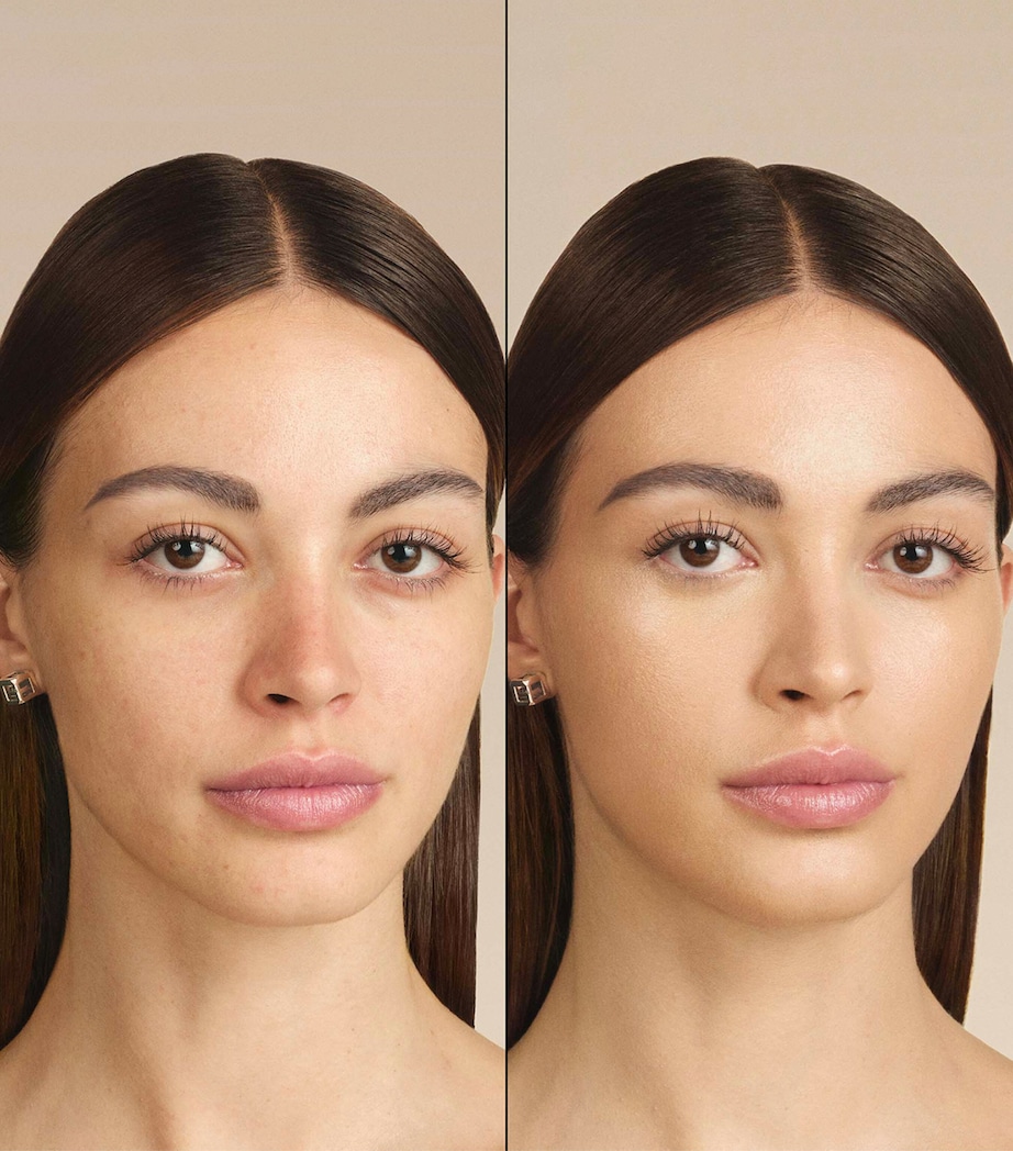 Prisme Libre Glow Serum Foundation 3W Image 3