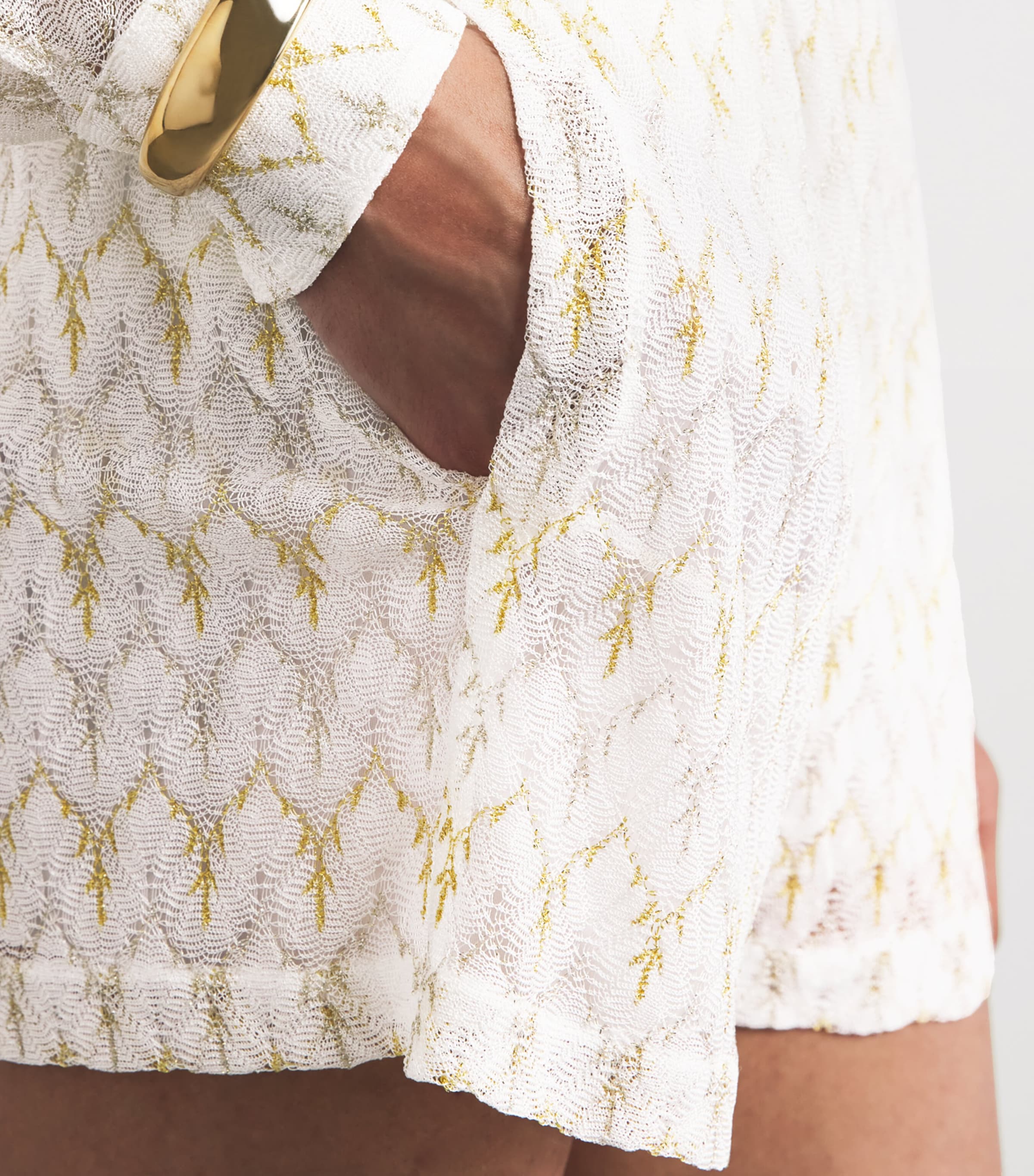 Missoni Womens Crochet Zigzag Shorts White /gold Image 3