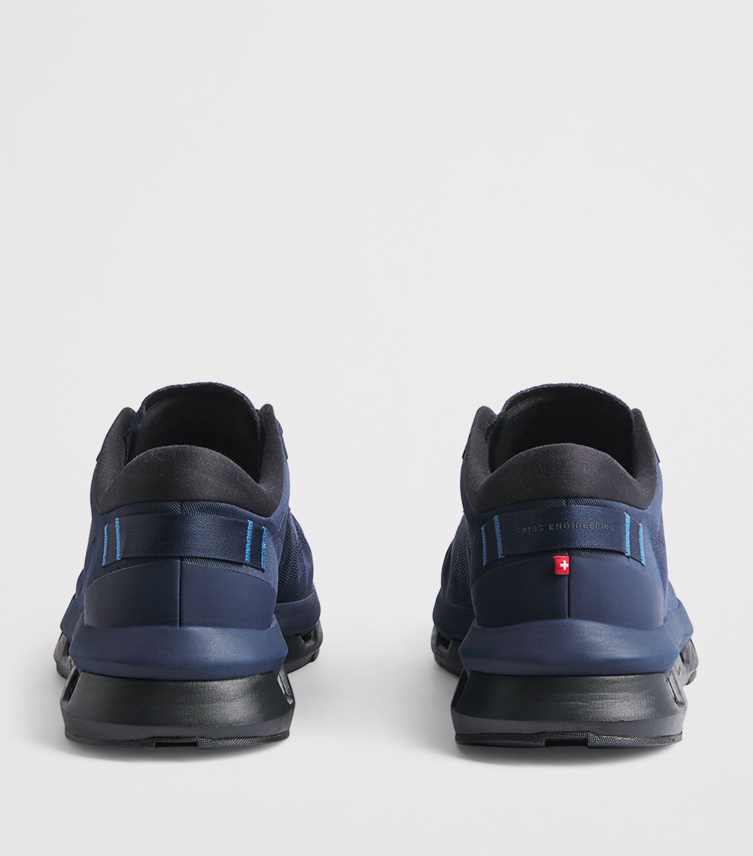 On Mens Cloudzone Trainers Midight I Black Image 5