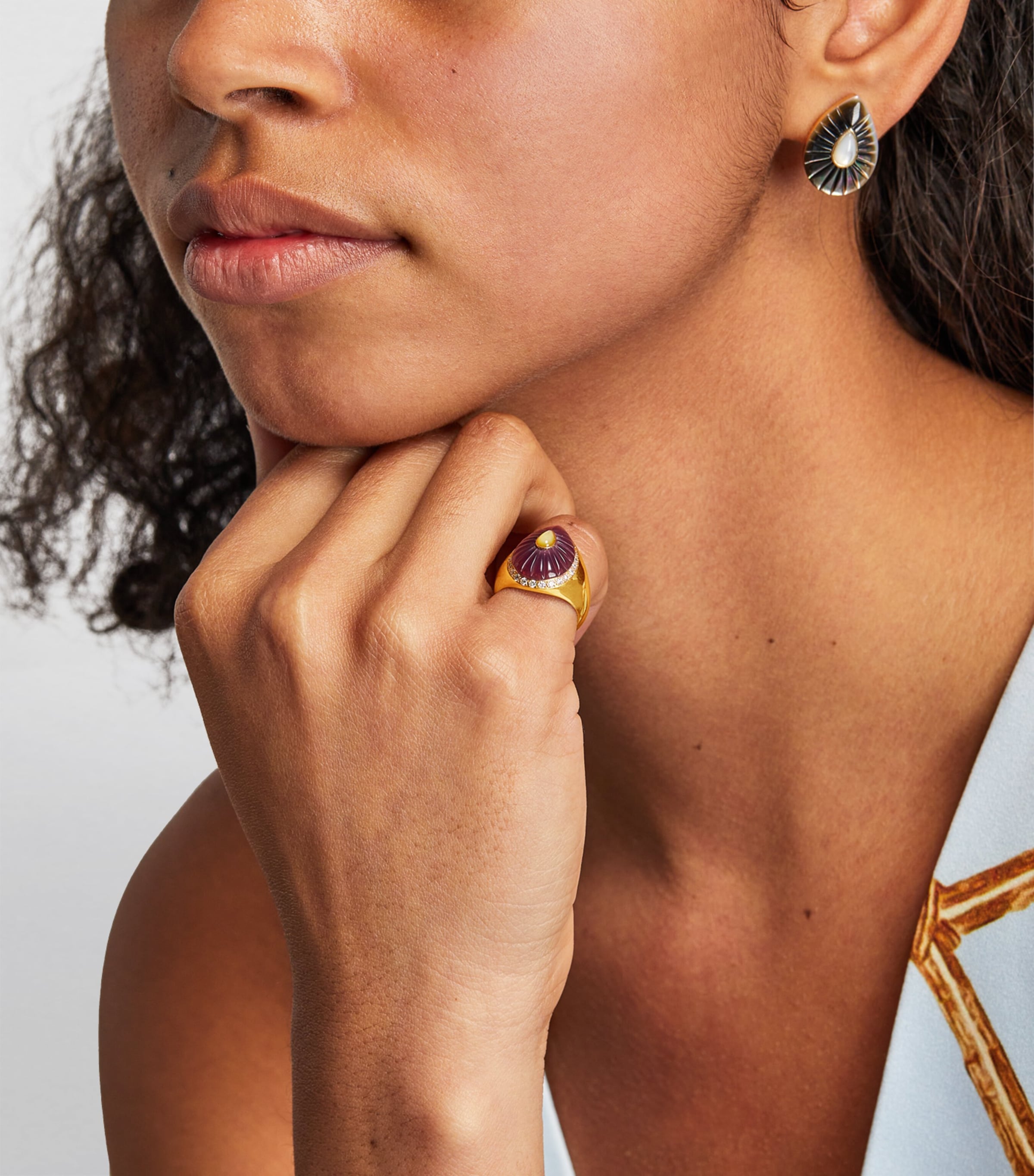 Yellow Gold, Diamond and Amethyst Bond Street Pinky Ring YELLOW GOLD Image 4