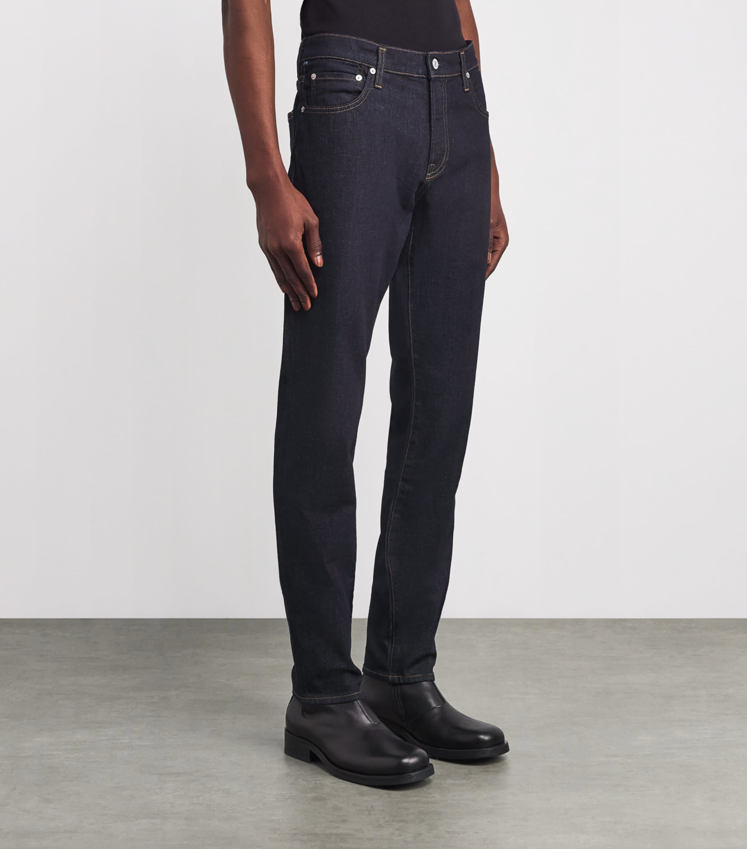 London Slim Tapered Jeans AMARO Image 3