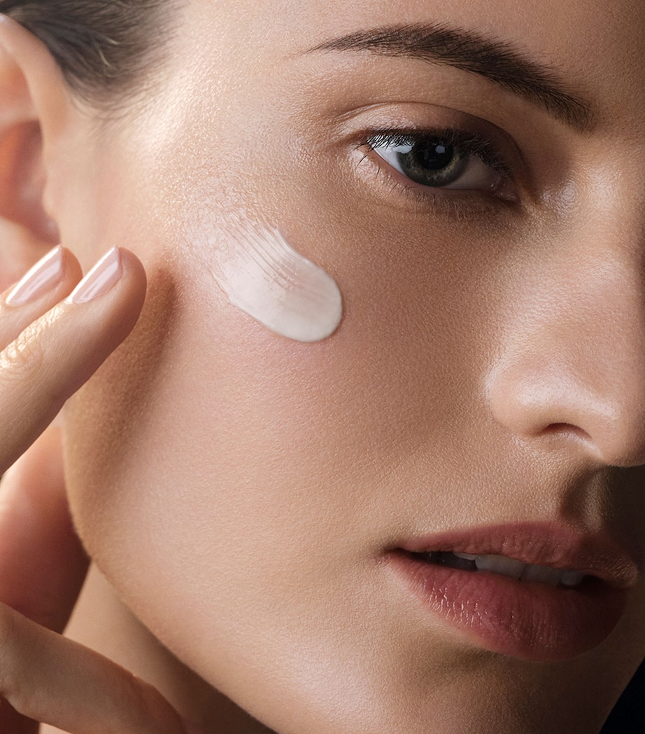 The Rejuvenating Night Cream (30ml) NO COLOUR Image 5