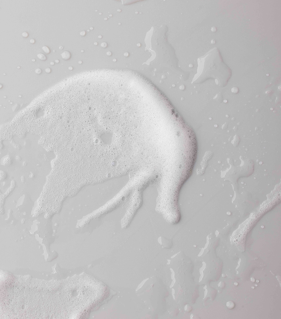 N° 1 Reverse Shampoo (300ml) NO COLOUR Image 4