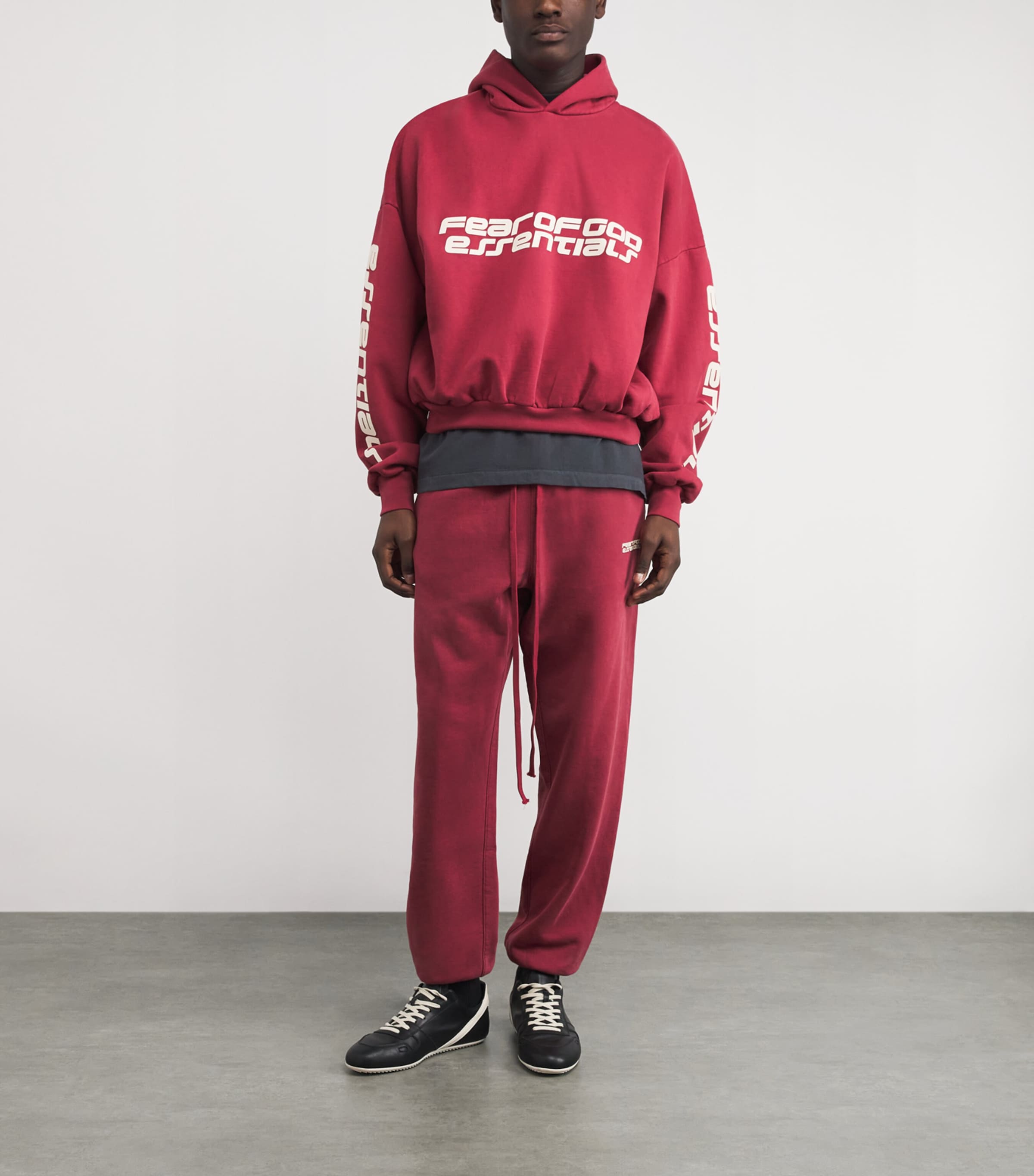 Cuffed Logo Sweatpants CRIMSON Image 2