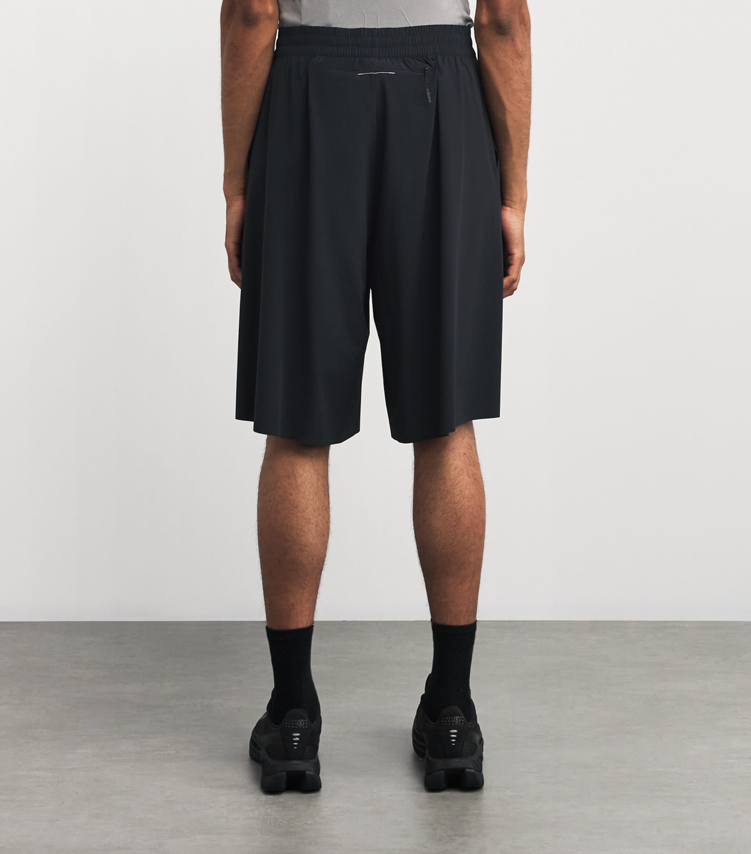 ショートパンツ Mm6 X Salomon Long Black Technical Shorts MM6 Maison Margiela MM6 Maison Margiela x Salomon Oversized