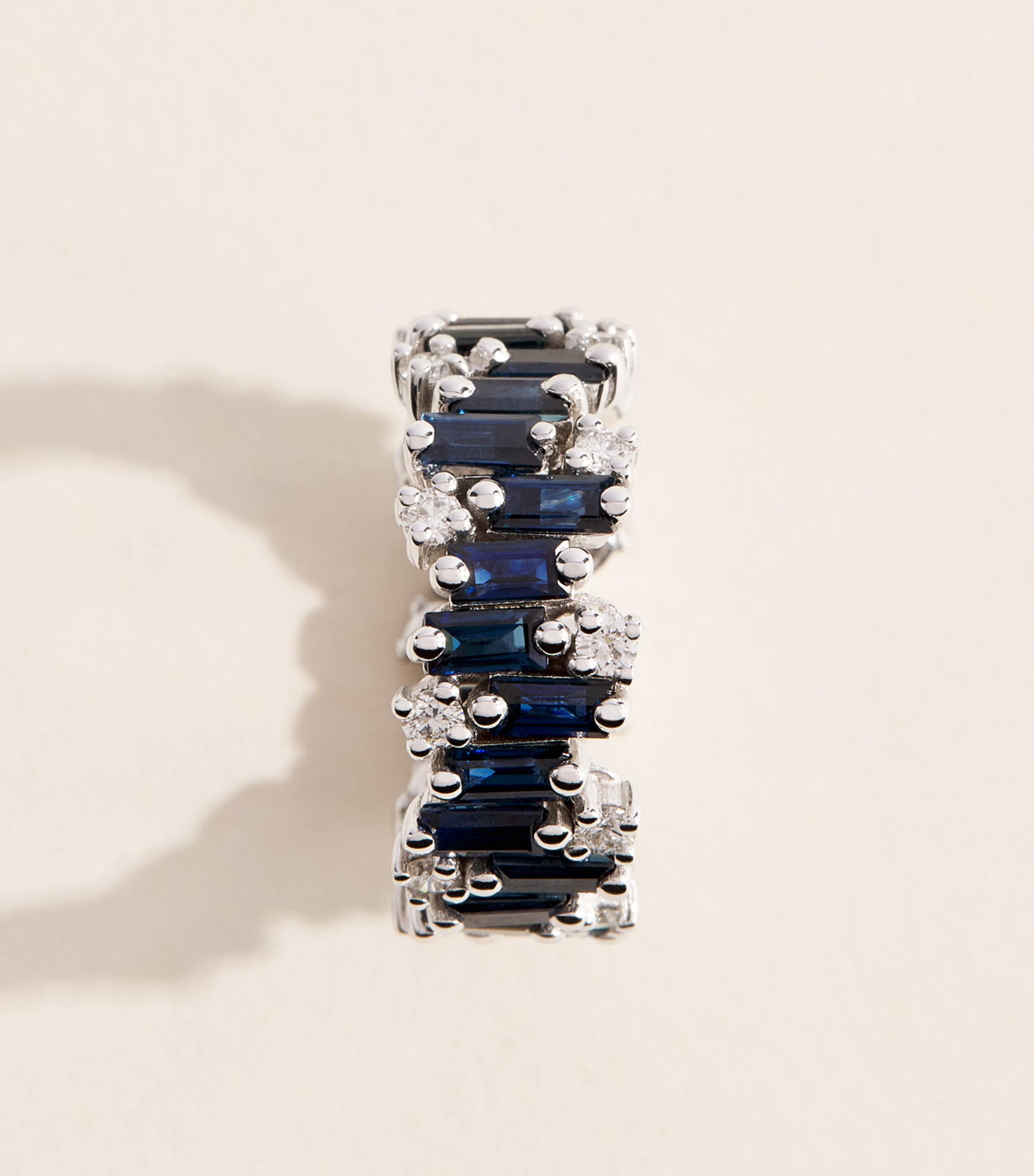 Suzanne Kalan White Gold, Diamond and Blue Sapphire Shimmer Audrey Ring — foto 3