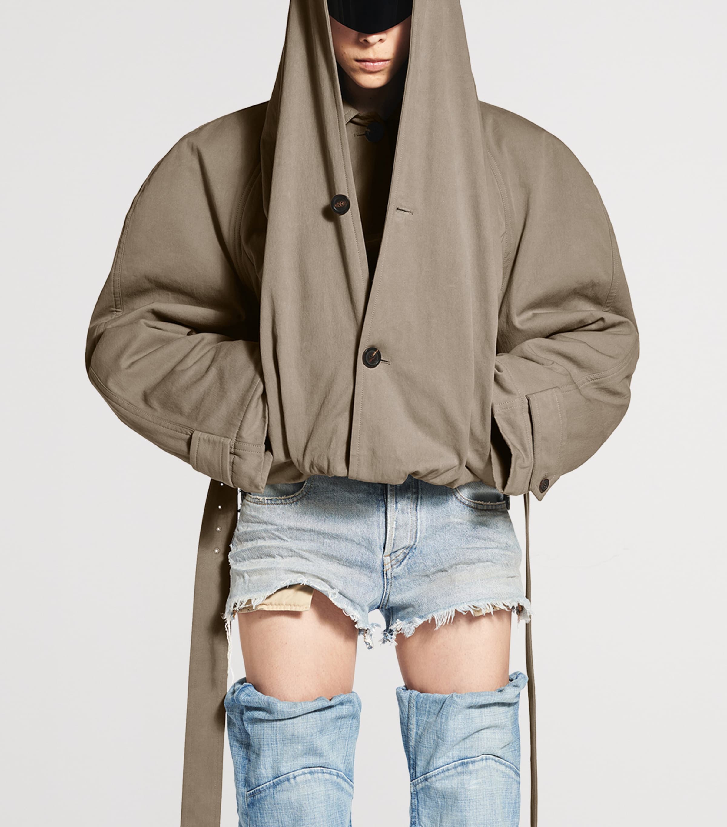 【BALENCIAGA】FLIPPED HOODED TRENCH ロゴ ジャケット ブルゾン Women's Flipped Hooded Trench in Dark Beige | Balenciaga US