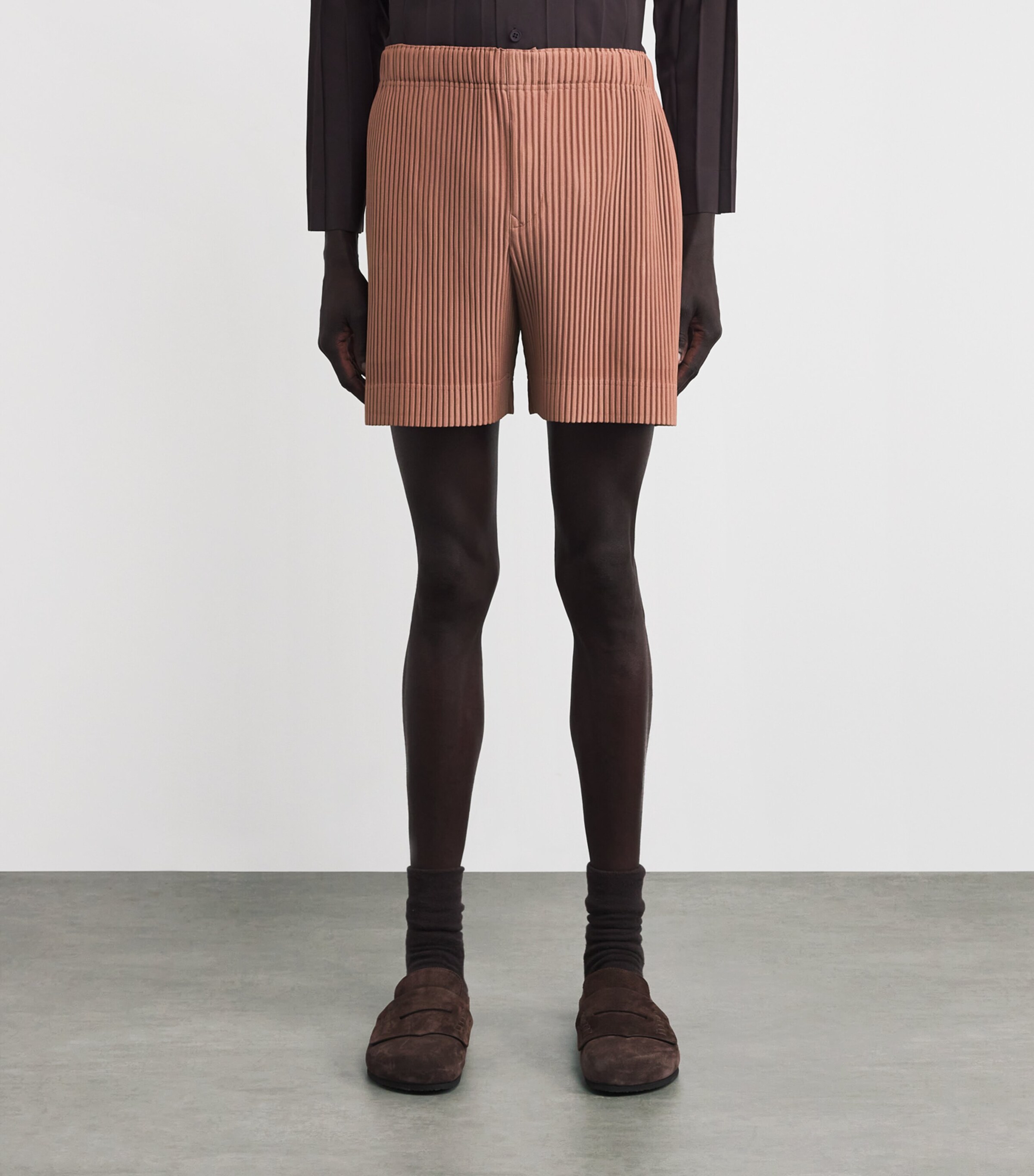 Homme Plissé Issey Miyake Mens Pleated Shorts Vanadinite Red Image 3