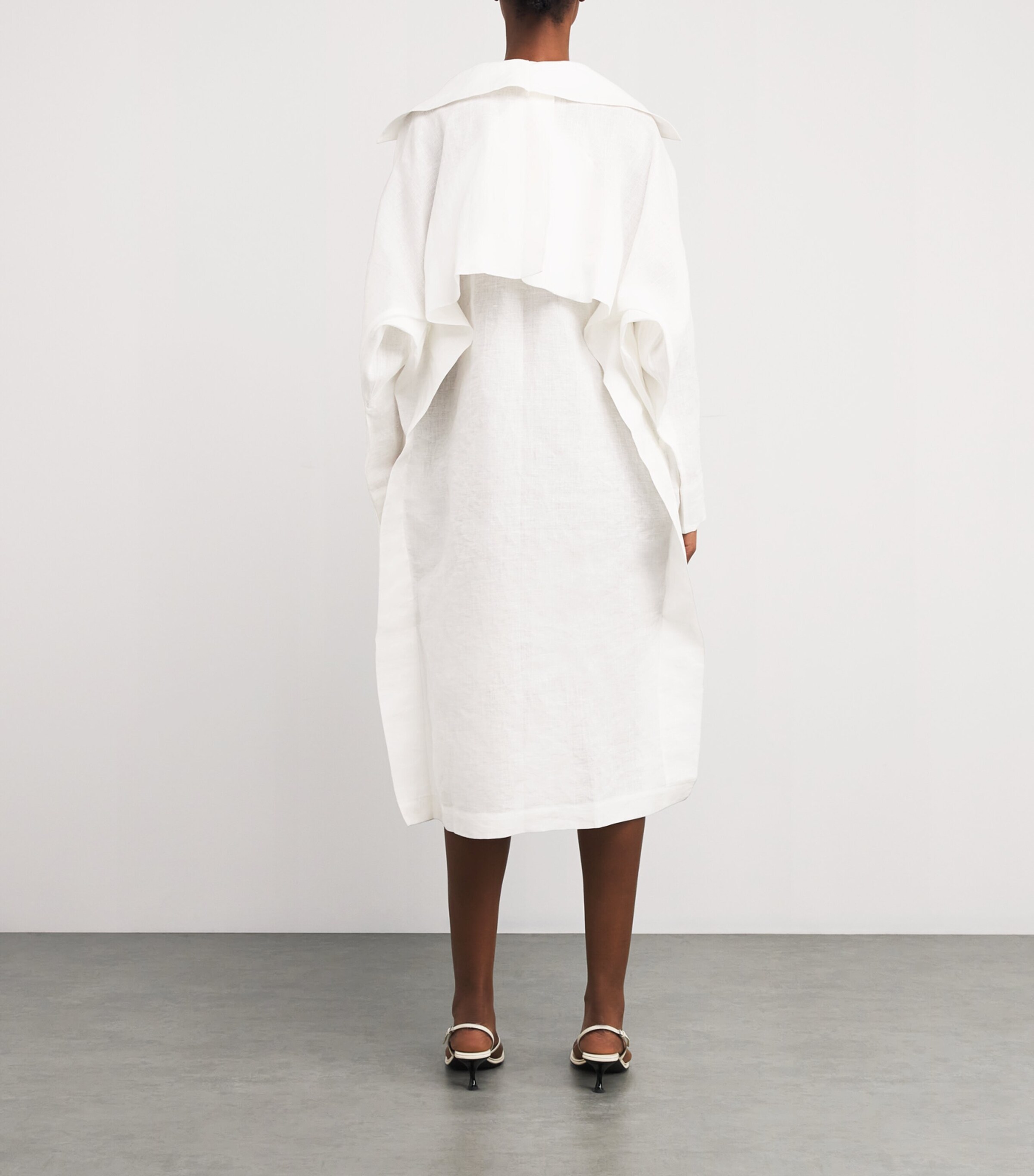 【送料&関税込】Issey Miyake hempen Dress Issey Miyake Hemp Hempen Midi Dress | Harrods US
