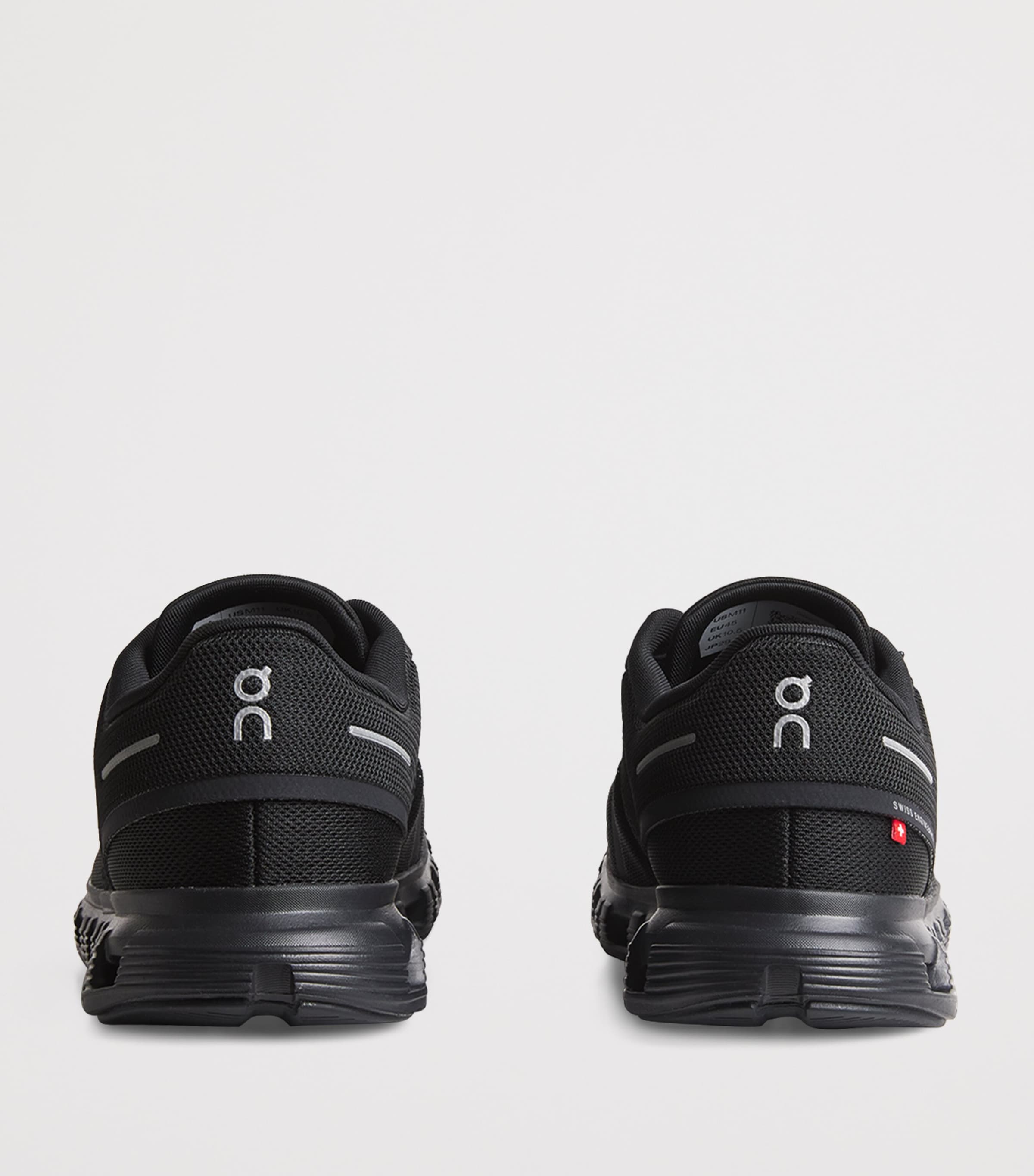 On Mens Cloud 6 Trainers Black | Black Image 4