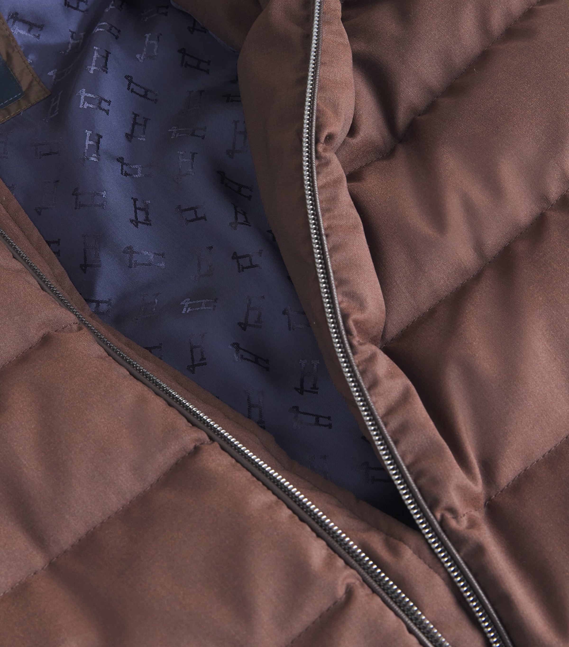 Down Quilted Gilet 8800 FONDENTE Image 5