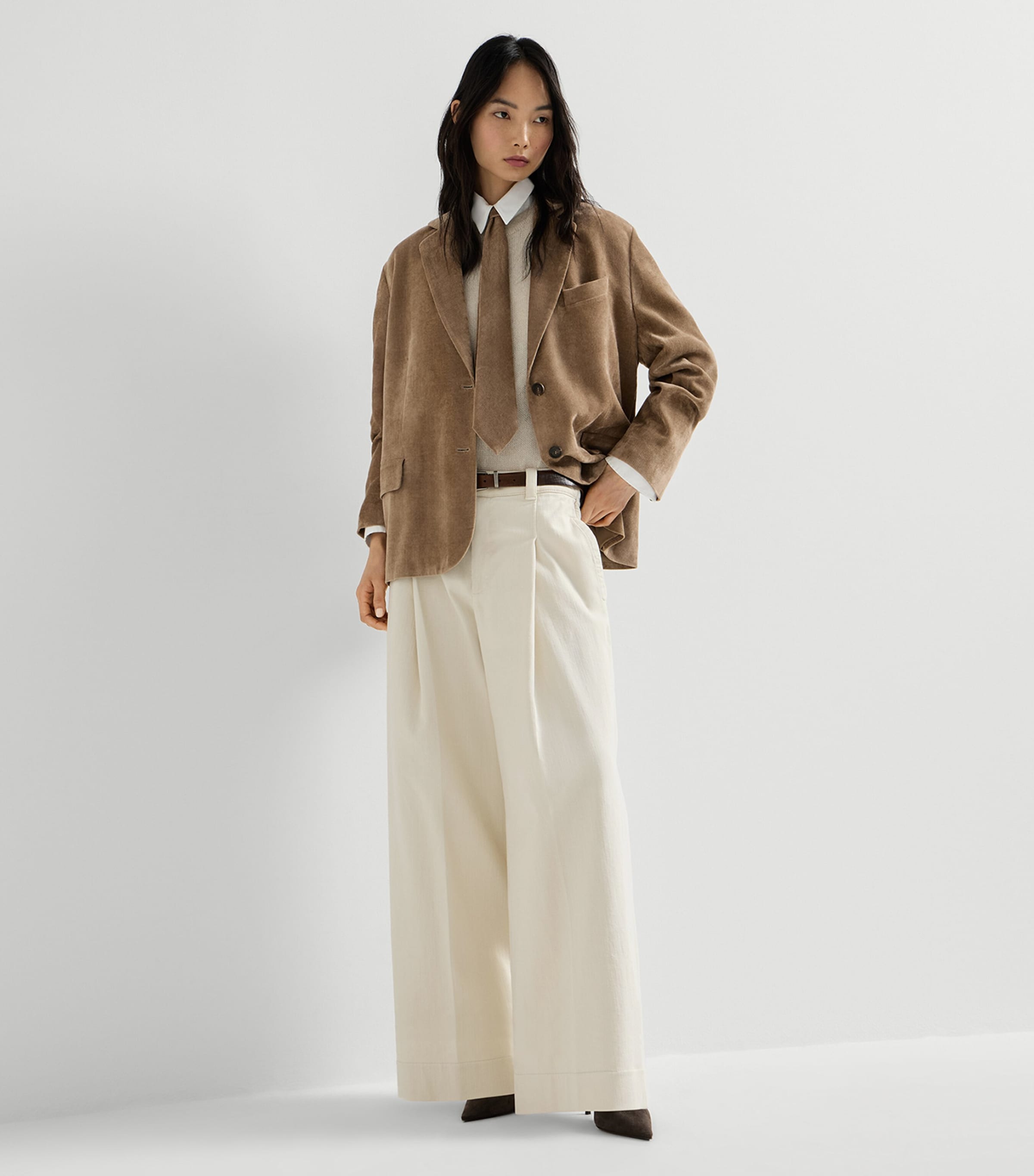 Brunello Cucinelli Womens Cotton Twill Cuffed Trousers Image 4