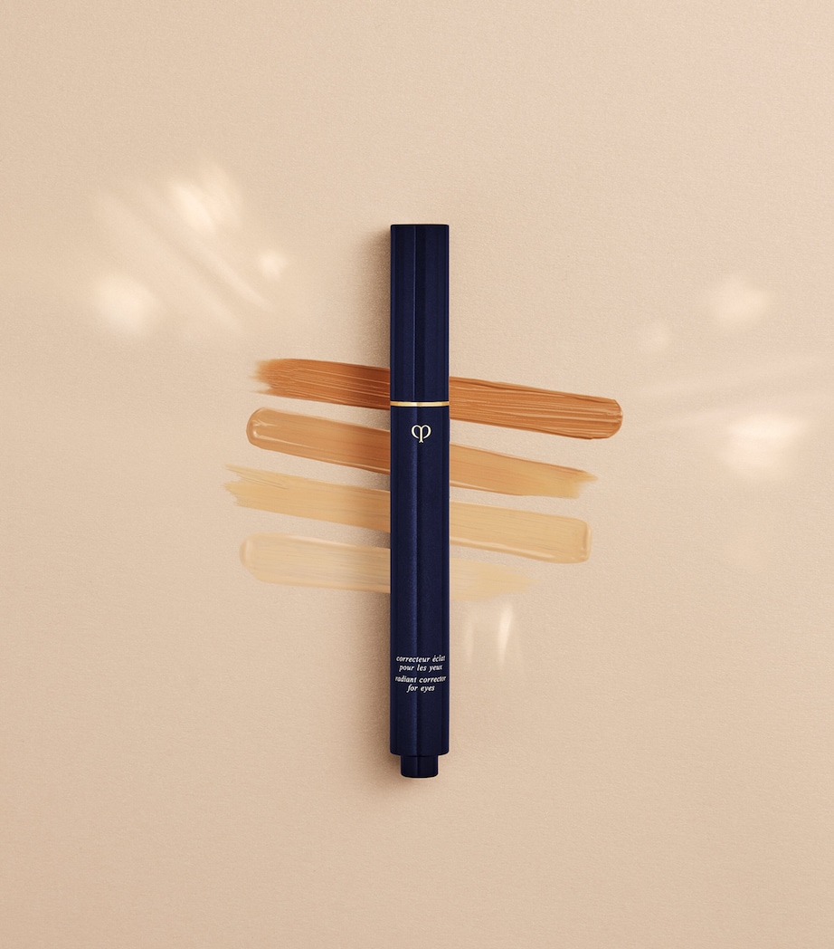 Clé de Peau Beauté Radiant Corrector for Eyes Ivory Image 2
