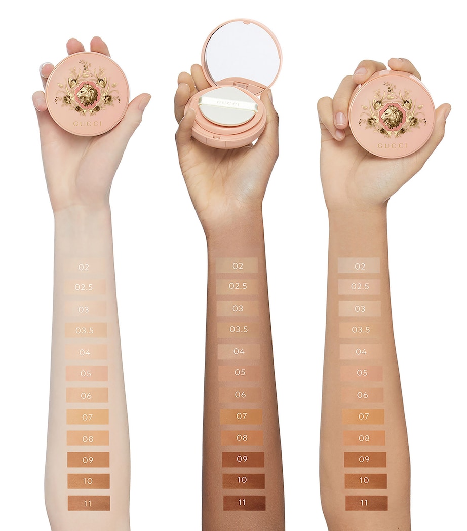 Cushion De Beauté Compact Foundation SPF 20 PA++ 2.5 Image 3