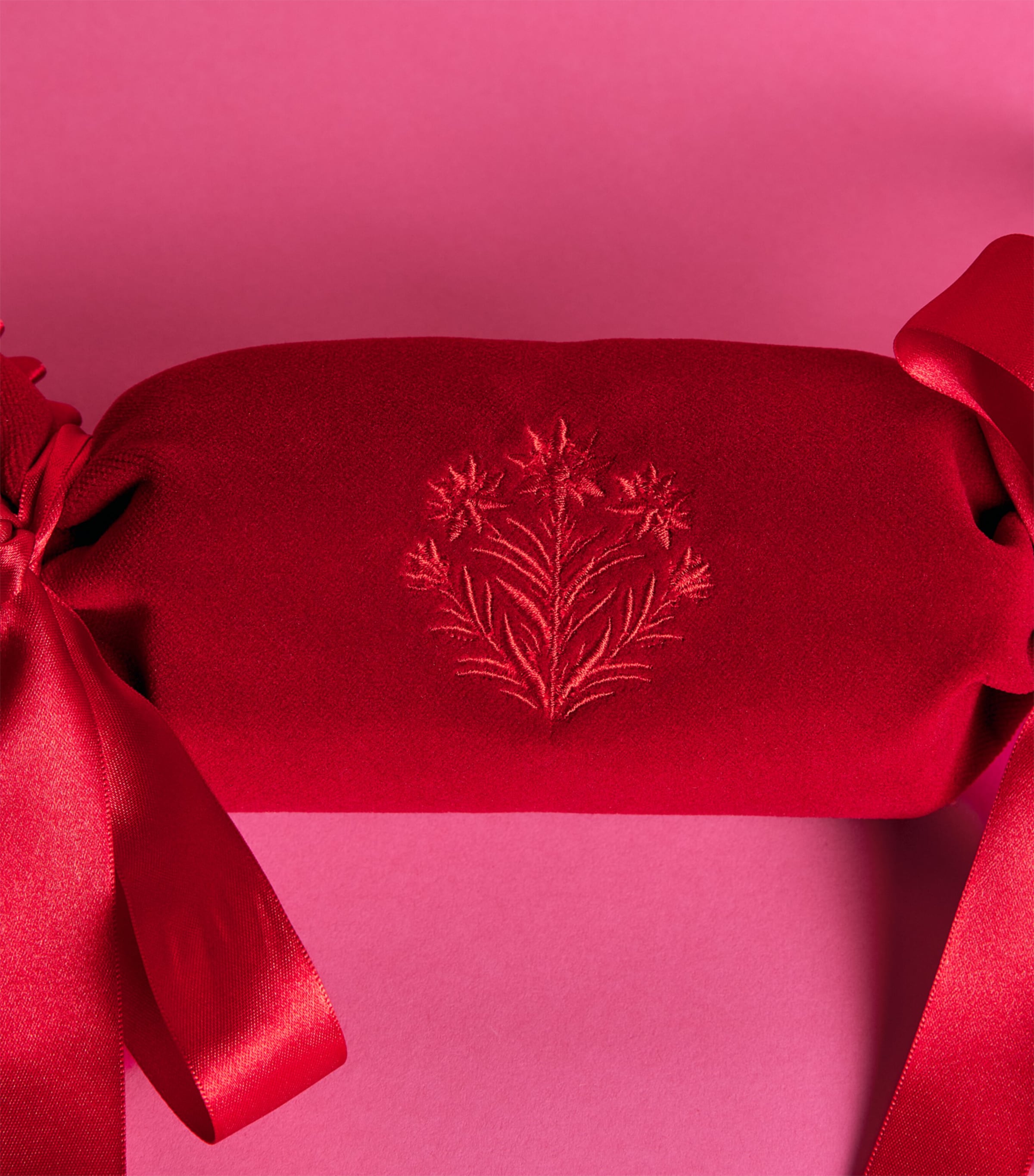 Lamler Velvet Refillable Christmas Crackers (Pack of 4) Red Image 2