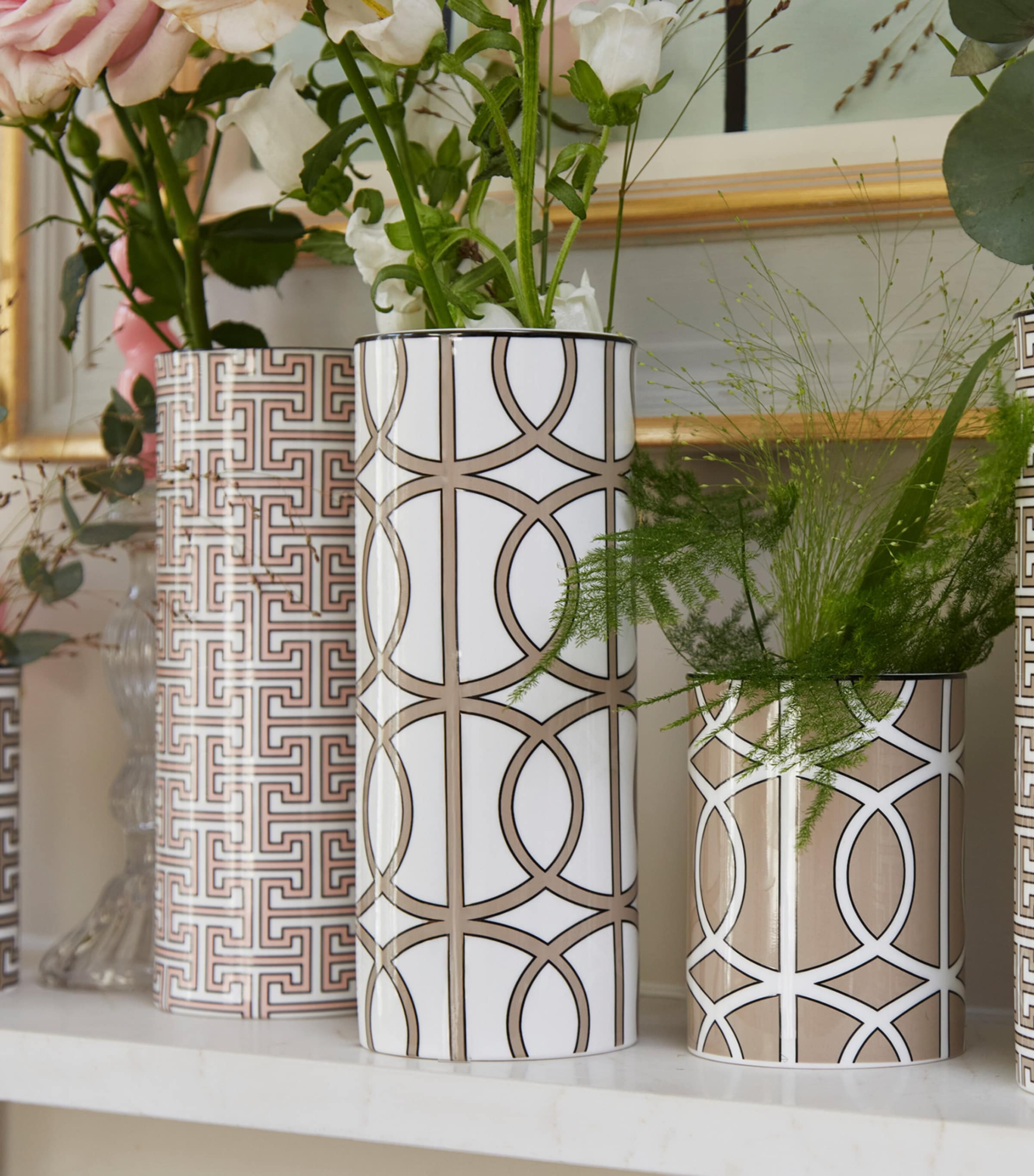 Tall Bone China Loop Vase (22.5cm) WHITE/TRUFFLE Image 2