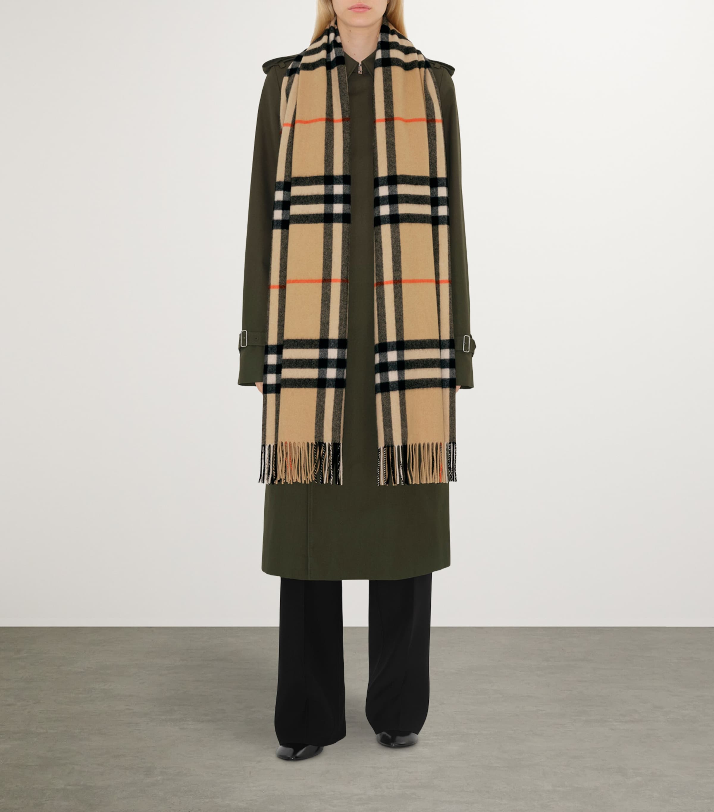 Wide Cashmere Check Scarf SAND Image 5