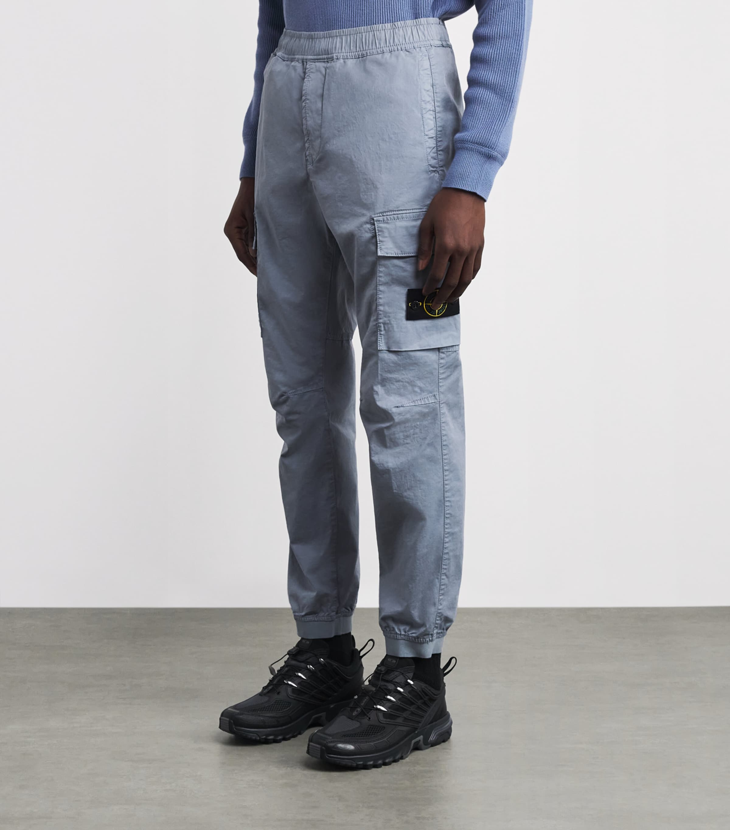 Stretch-Cotton Cargo Trousers V0024 Image 3