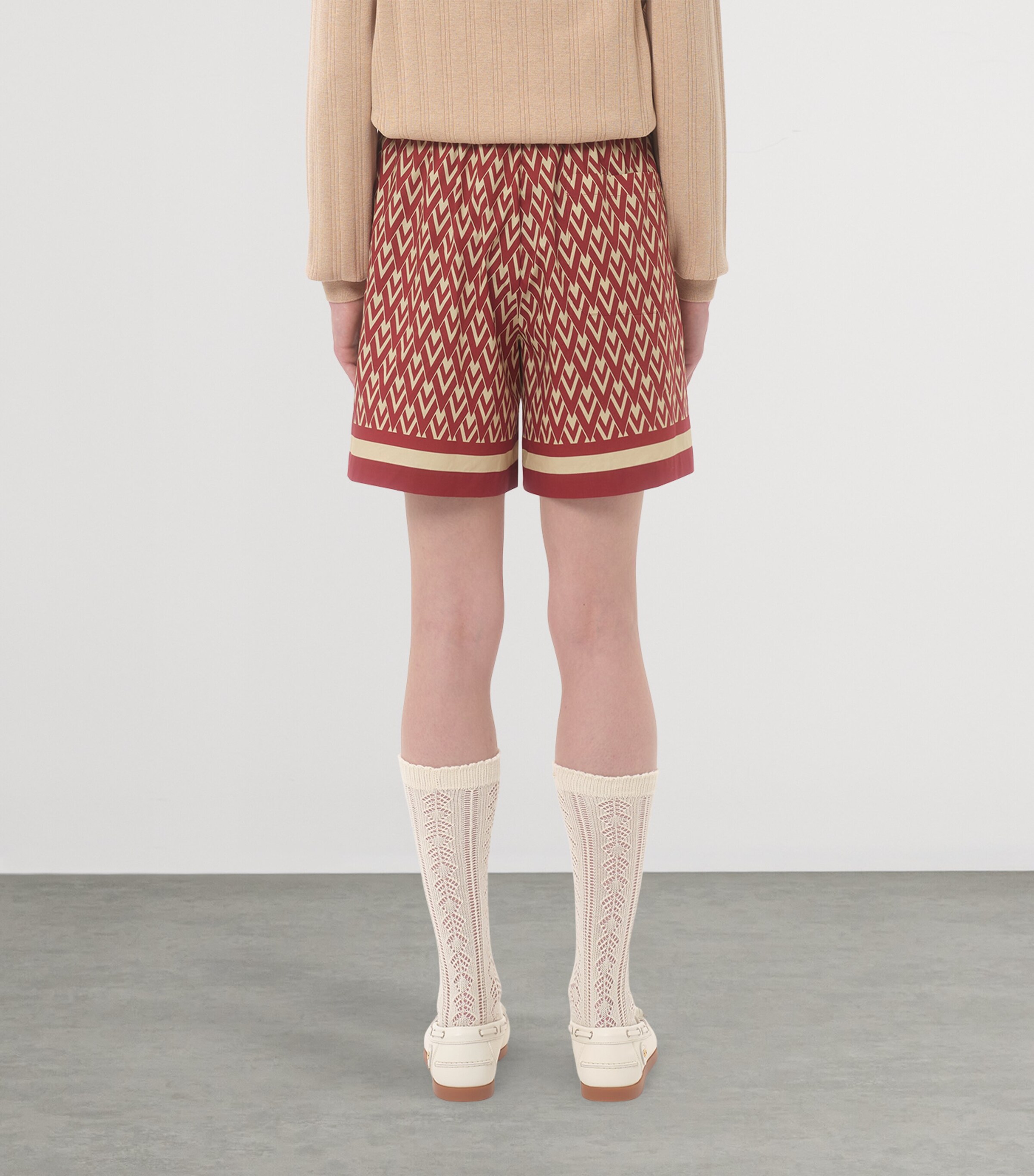 Valentino Garavani Mens Toute La V Bermuda Shorts Clt Image 4