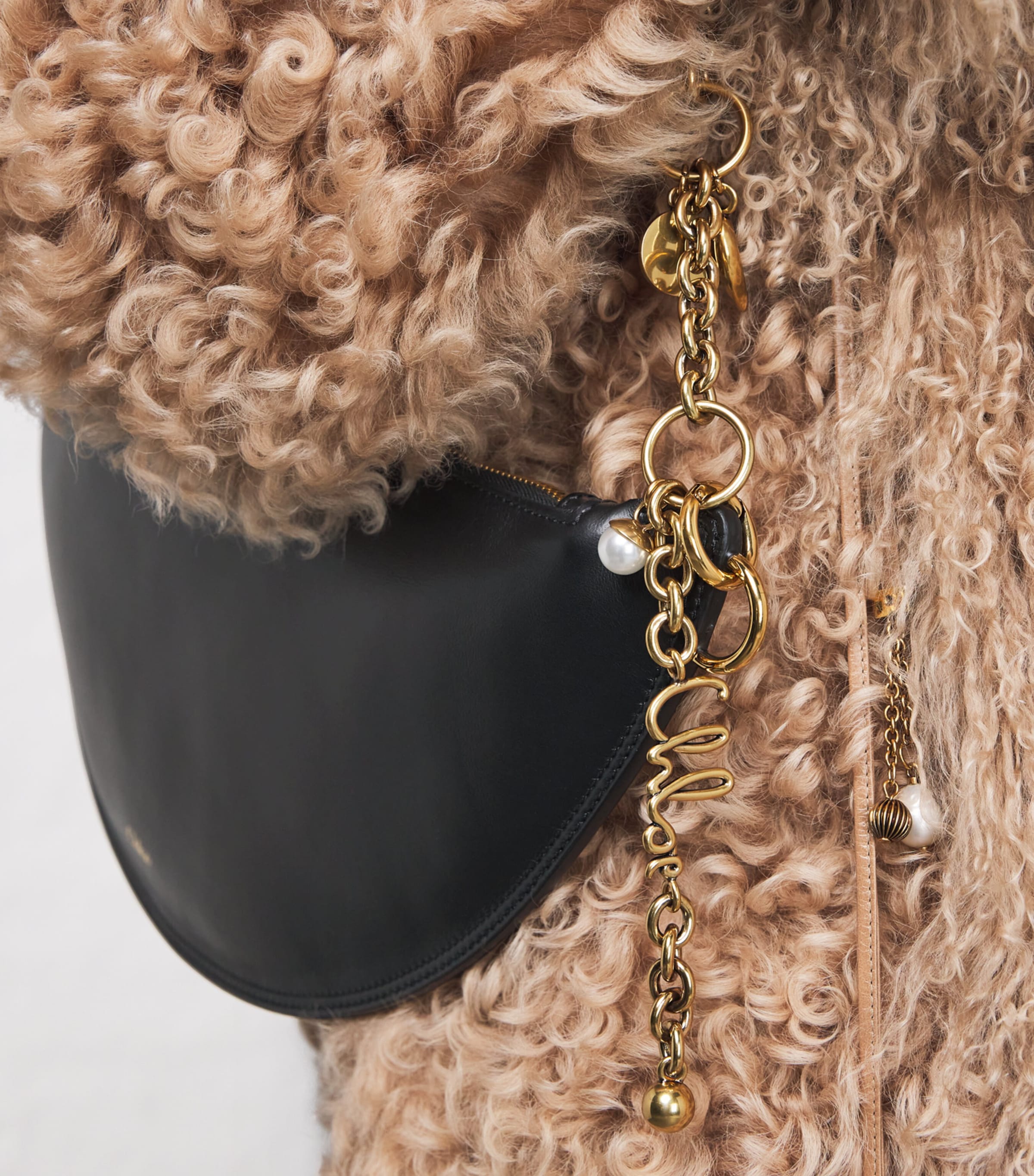 Leather Half-Moon Shoulder Bag BLACK Image 5