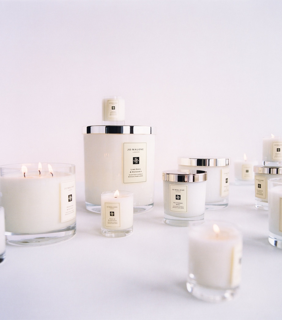 Peony & Blush Suede Classic Candle (200g) NO COLOUR Image 4