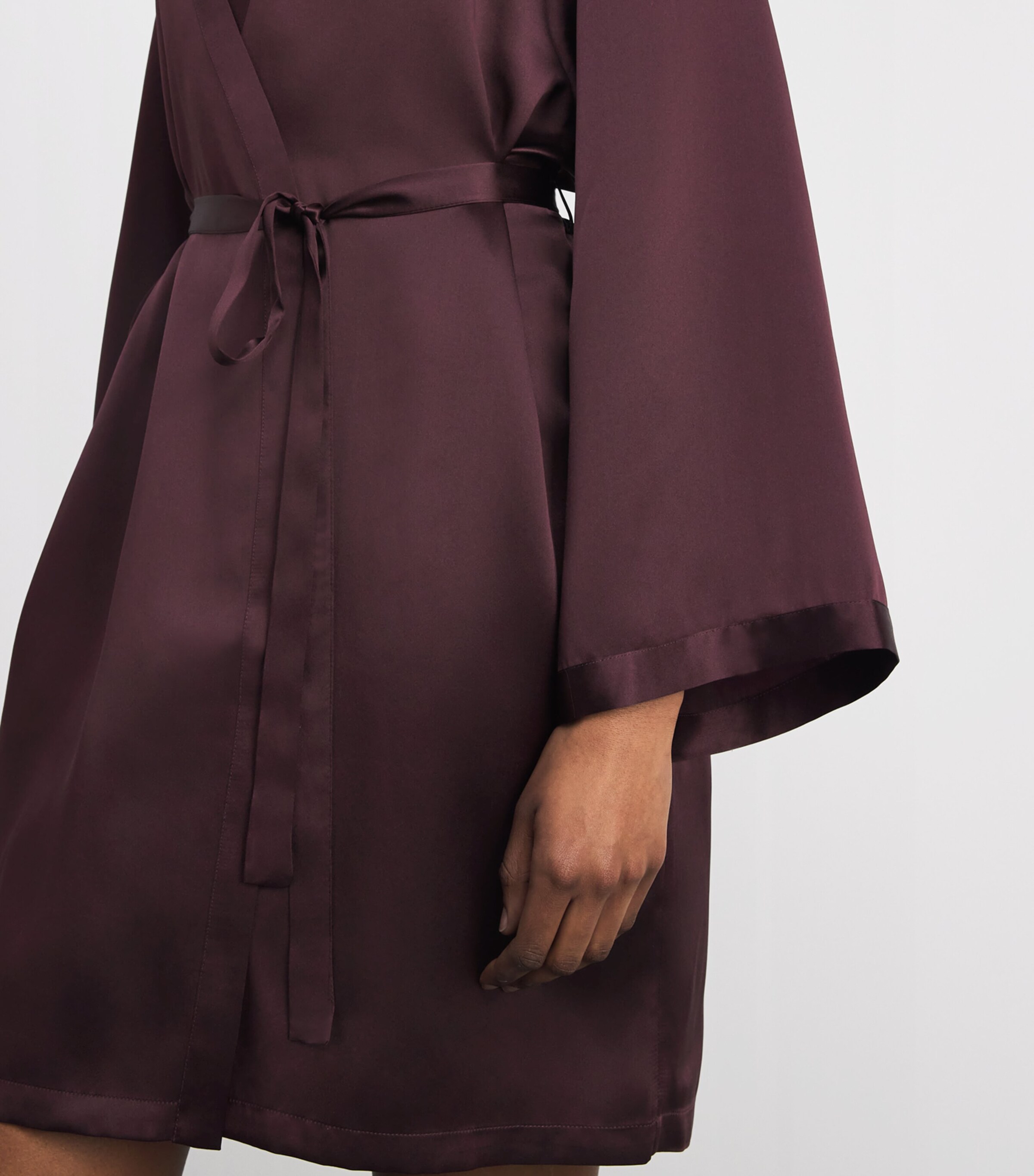 Marjolaine Womens Silk Robe Brun Image 3