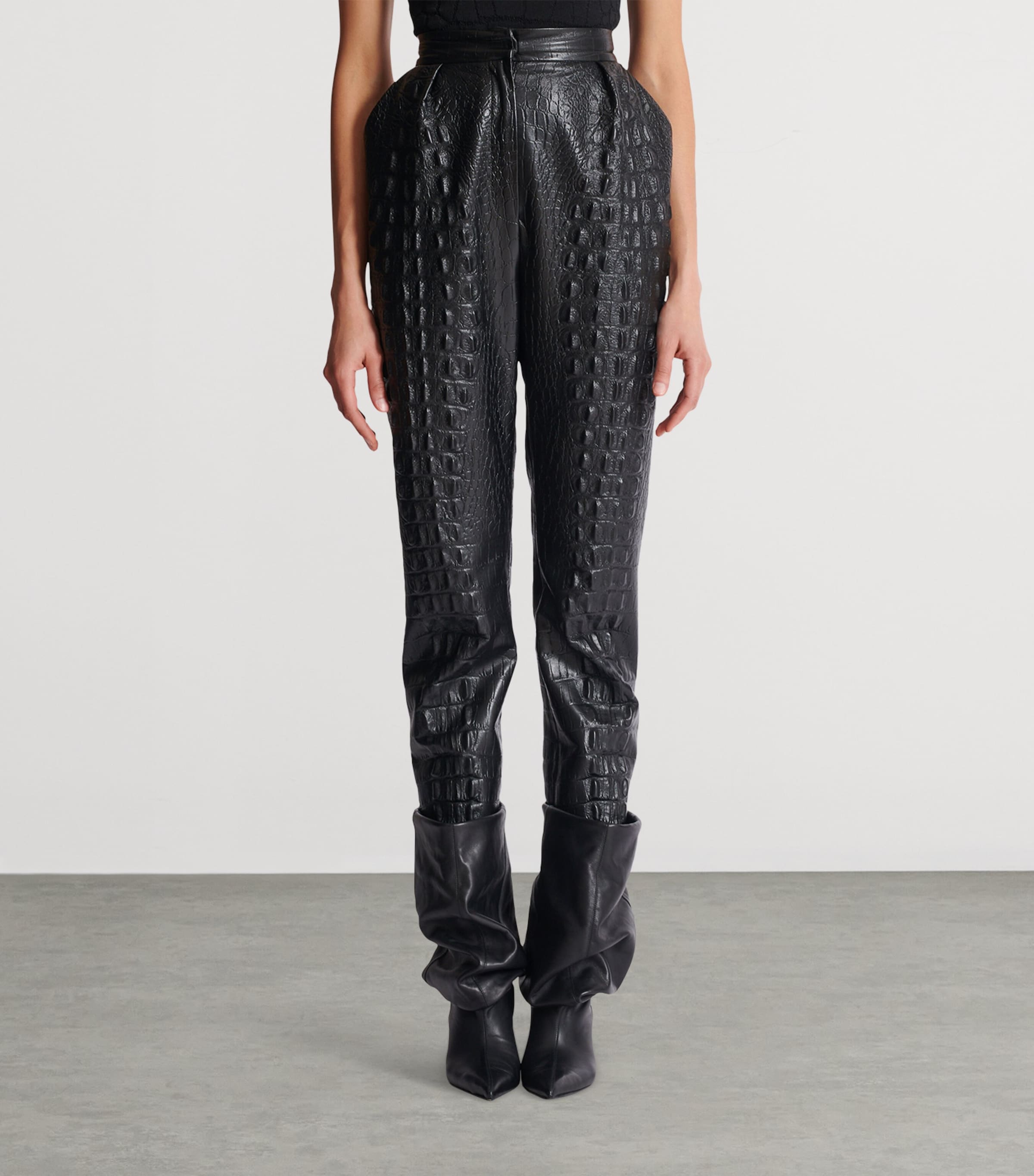 Croc-Embossed Straight-Leg Trousers 0PA NOIR Image 6