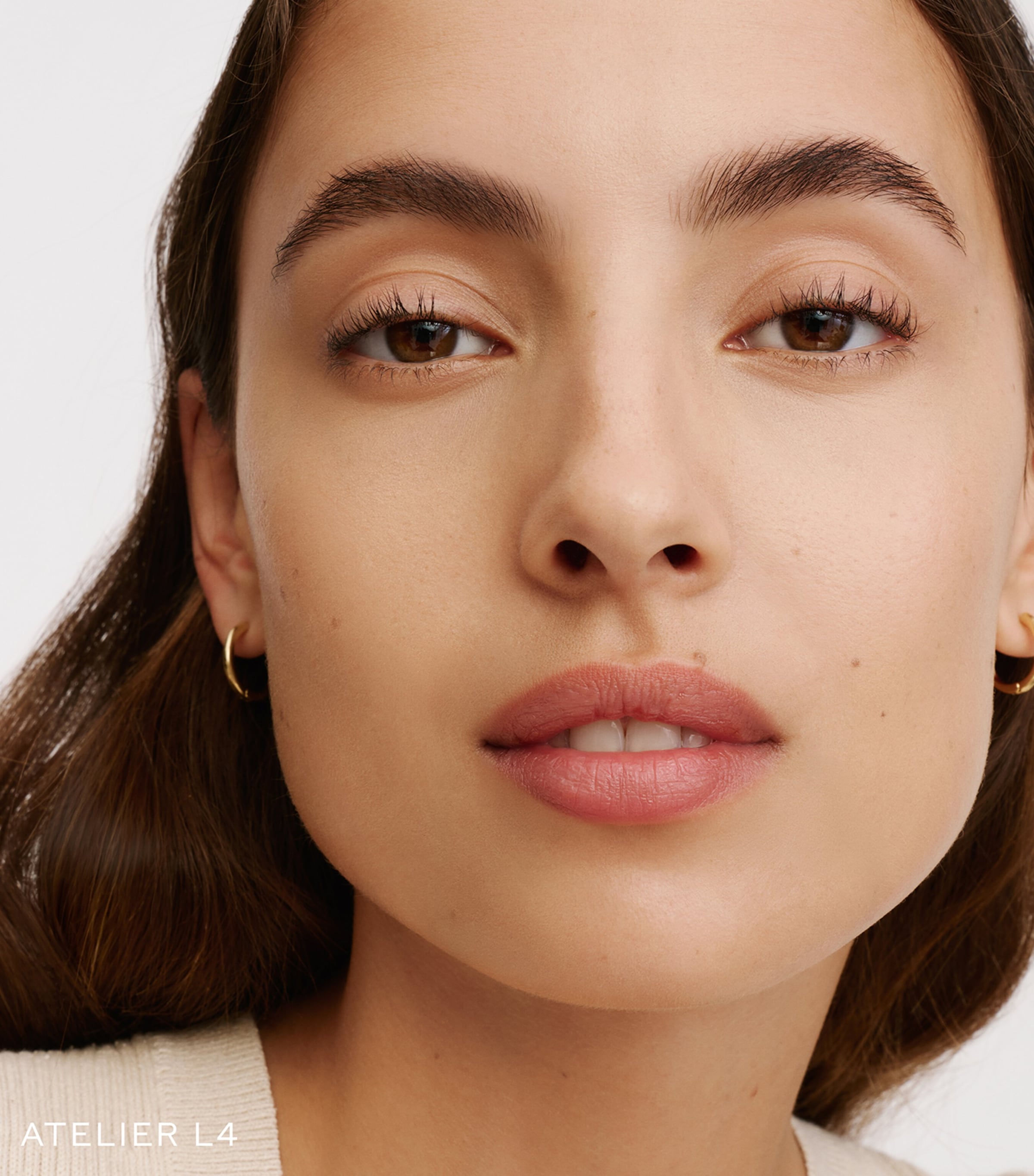 Westman Atelier Suprême Bio-Complex Liquid Foundation Atelier Image 2