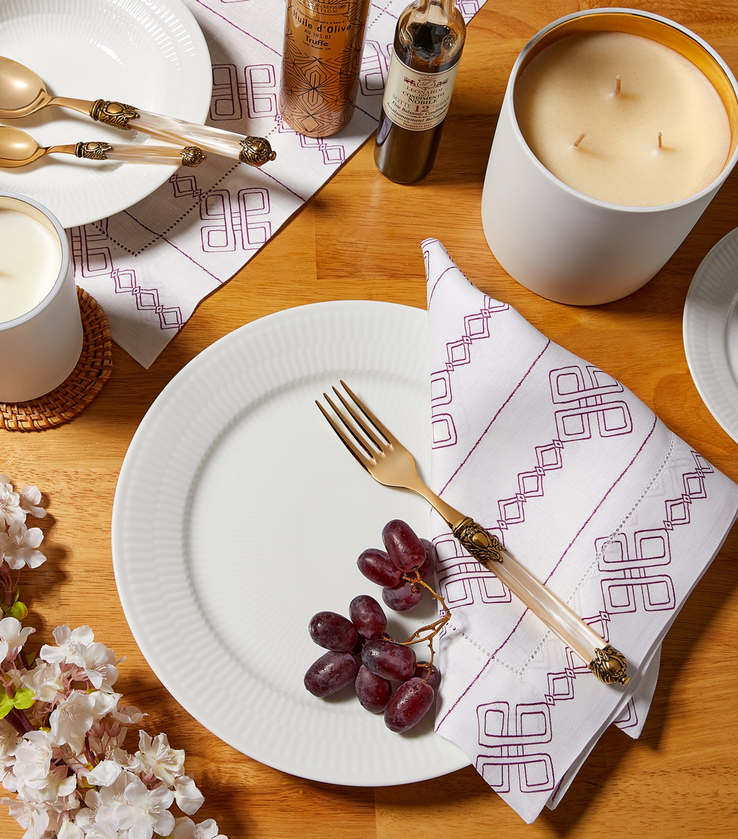 White Fluted Plate (27cm) WHITE Image 3