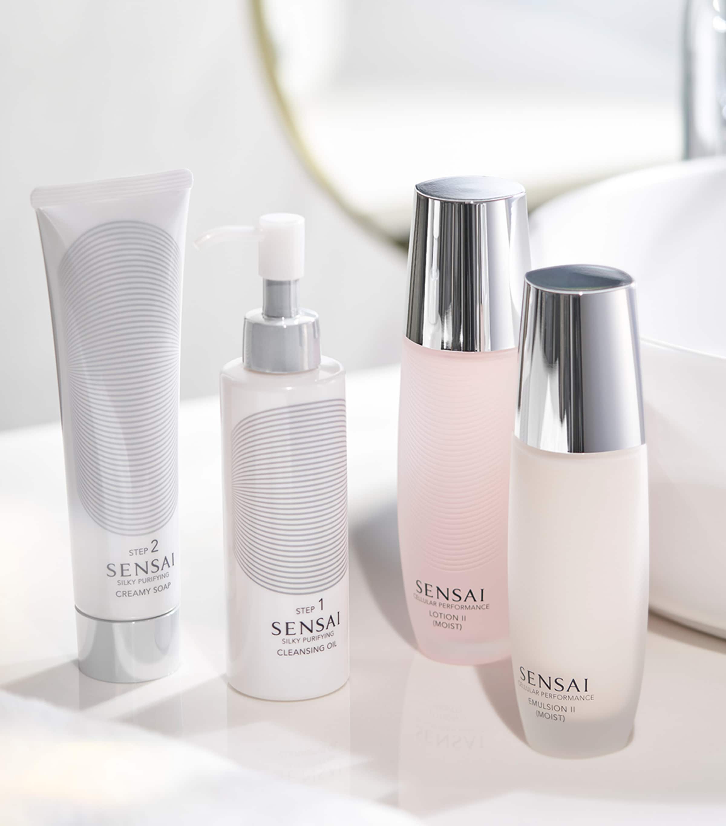 Silky Purifying Cleansing Oil (150ml) NO COLOUR Image 3