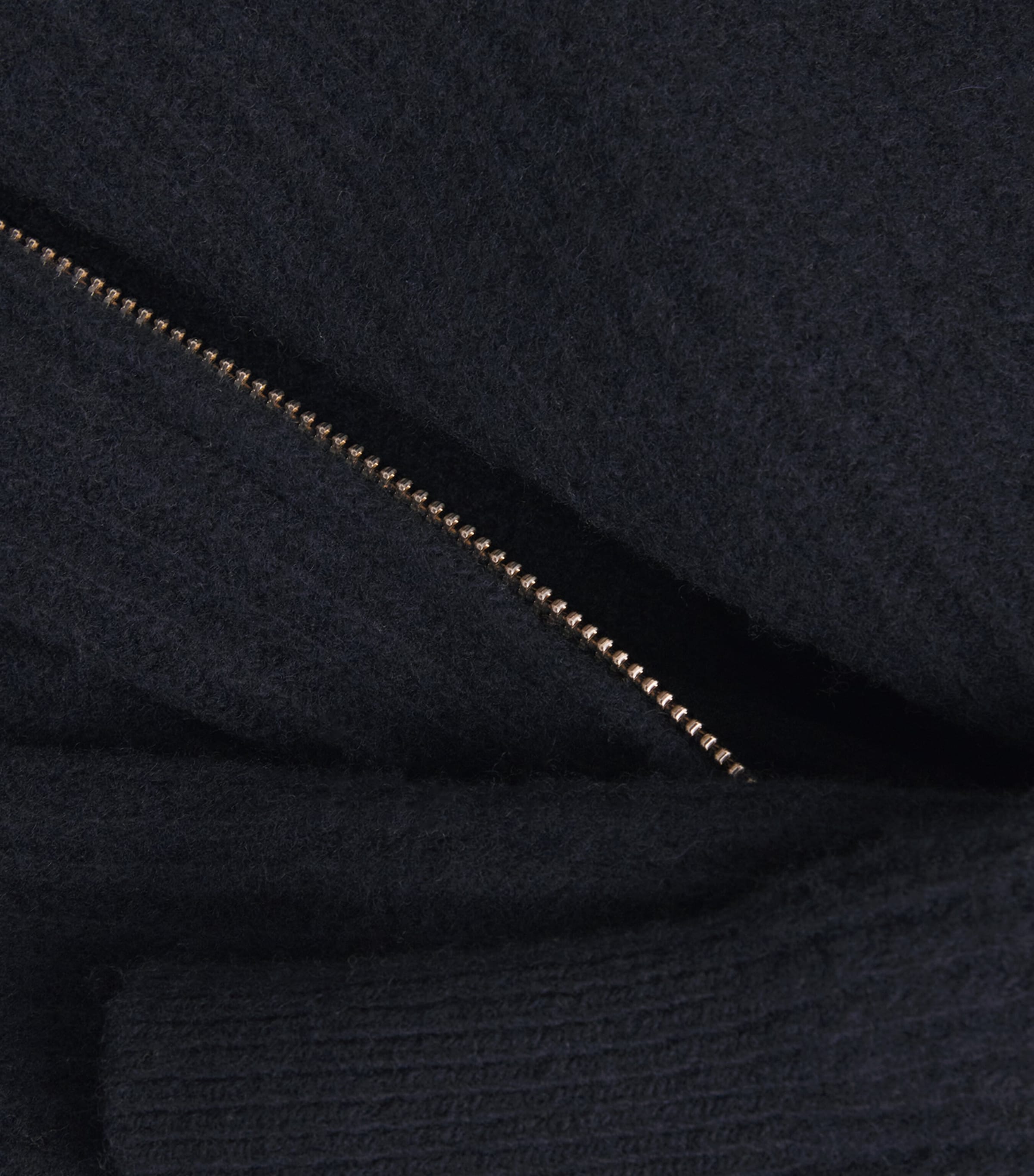 Merino Wool Kilbridge Cardigan NAVY/BROWN Image 5