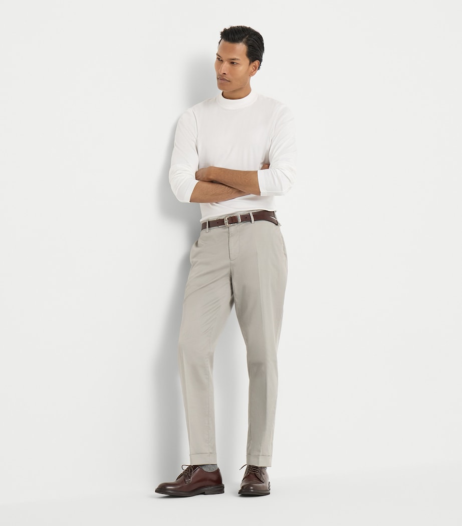 Brunello Cucinelli Mens Stretch-Cotton Gabardine Trousers Image 2