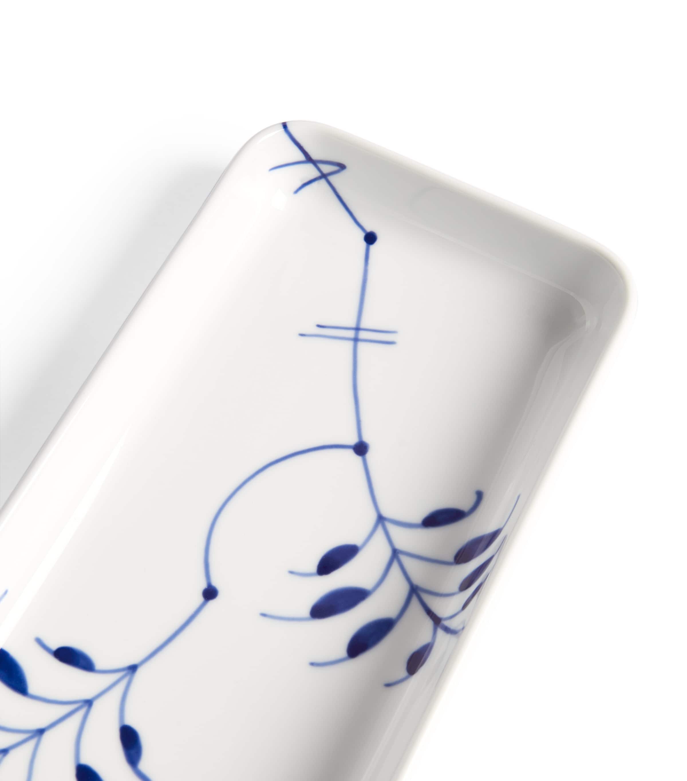 Royal Copenhagen Blue Fluted Mega Dish (36cm) | Harrods US