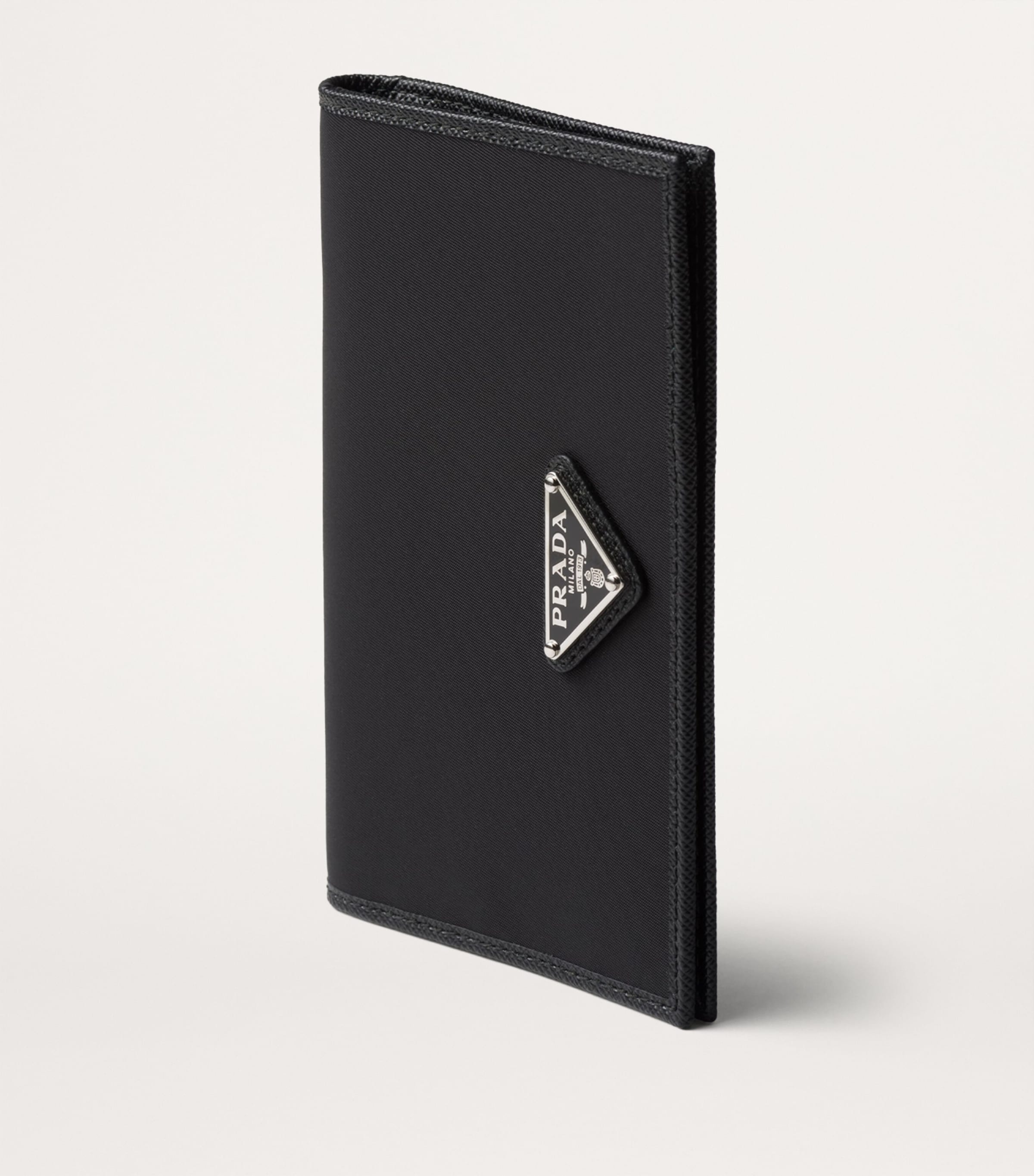 Re-Nylon Passport Holder F0002 Image 2